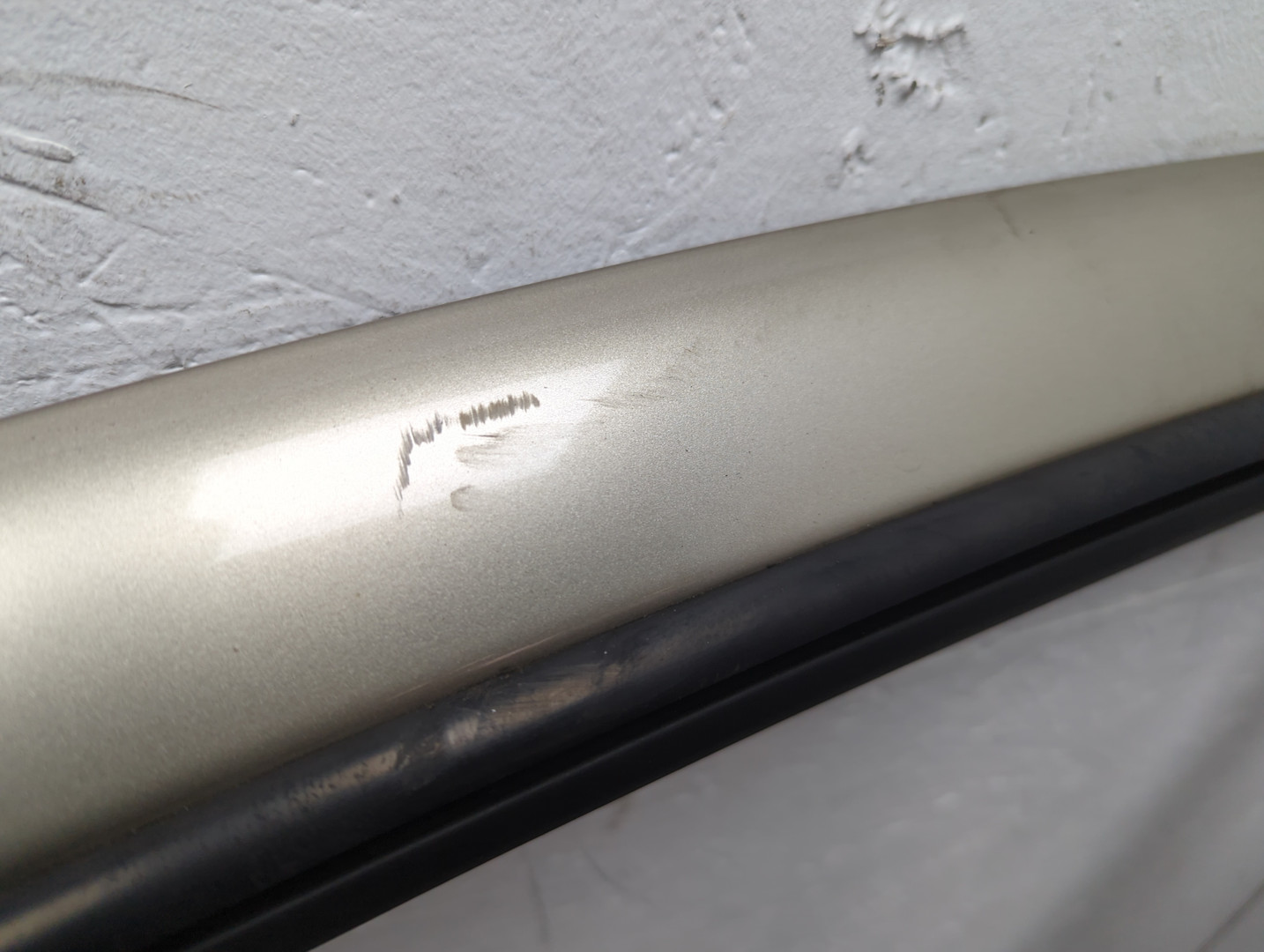 Дверь передняя левая