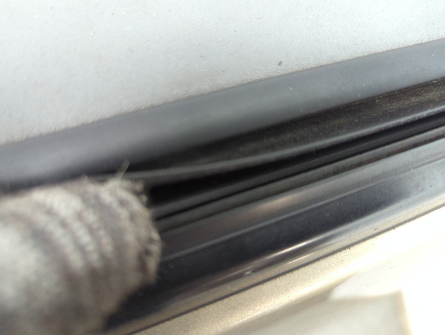 Дверь передняя левая