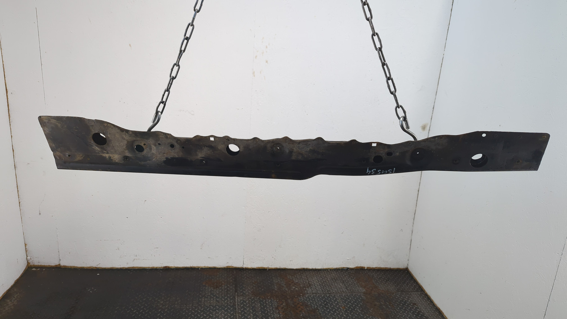 Балка подрадиаторная