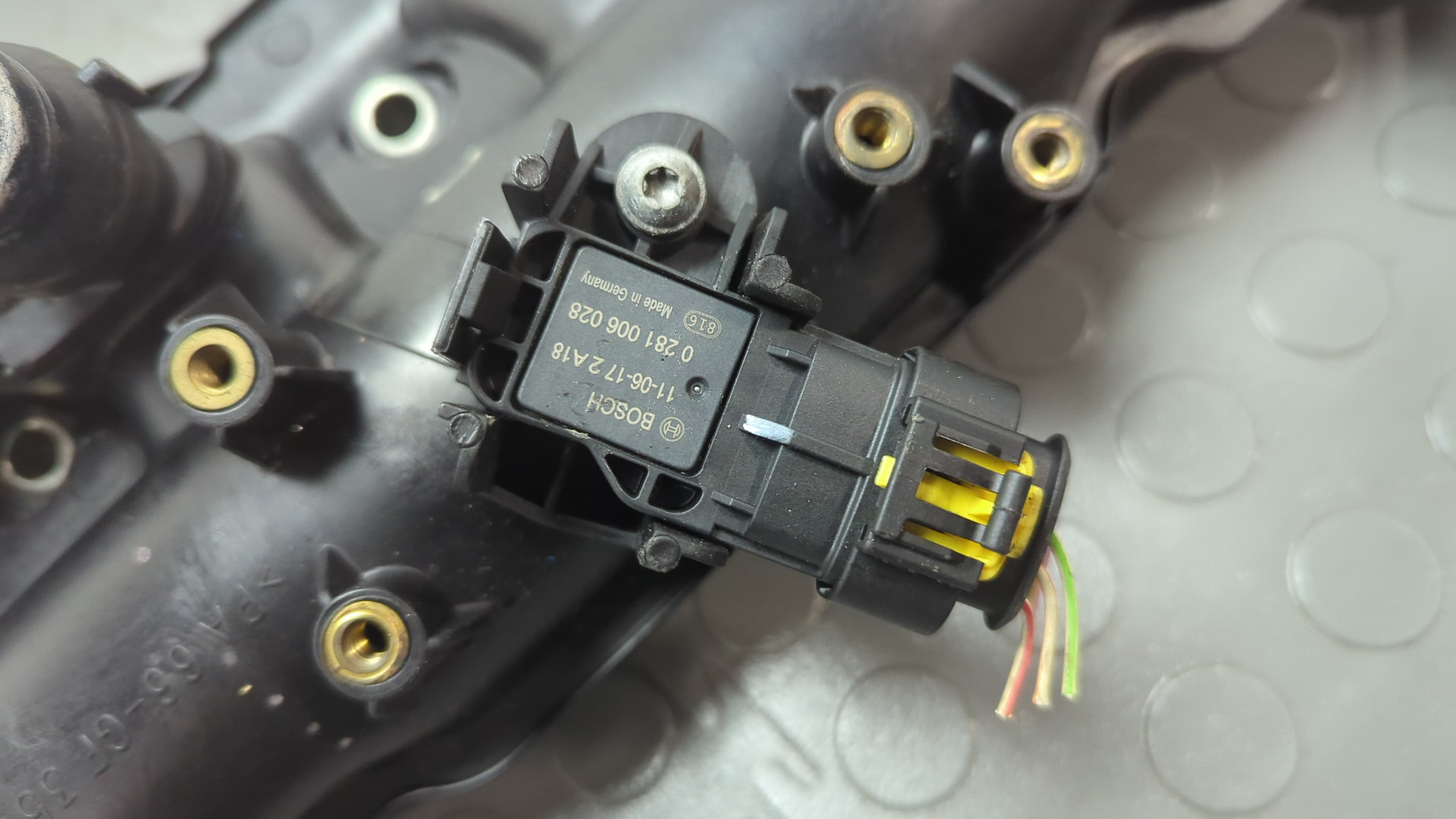 Коллектор впускной