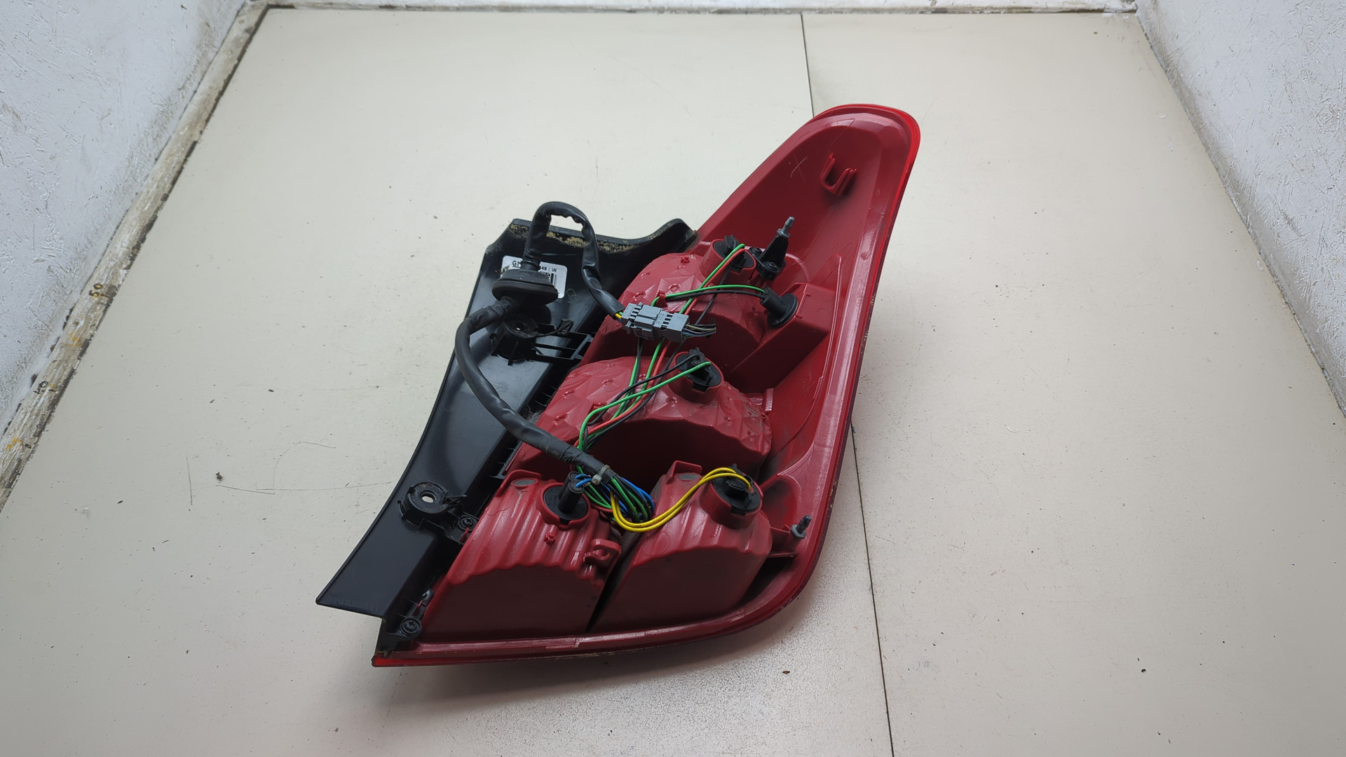 Фонарь задний левый