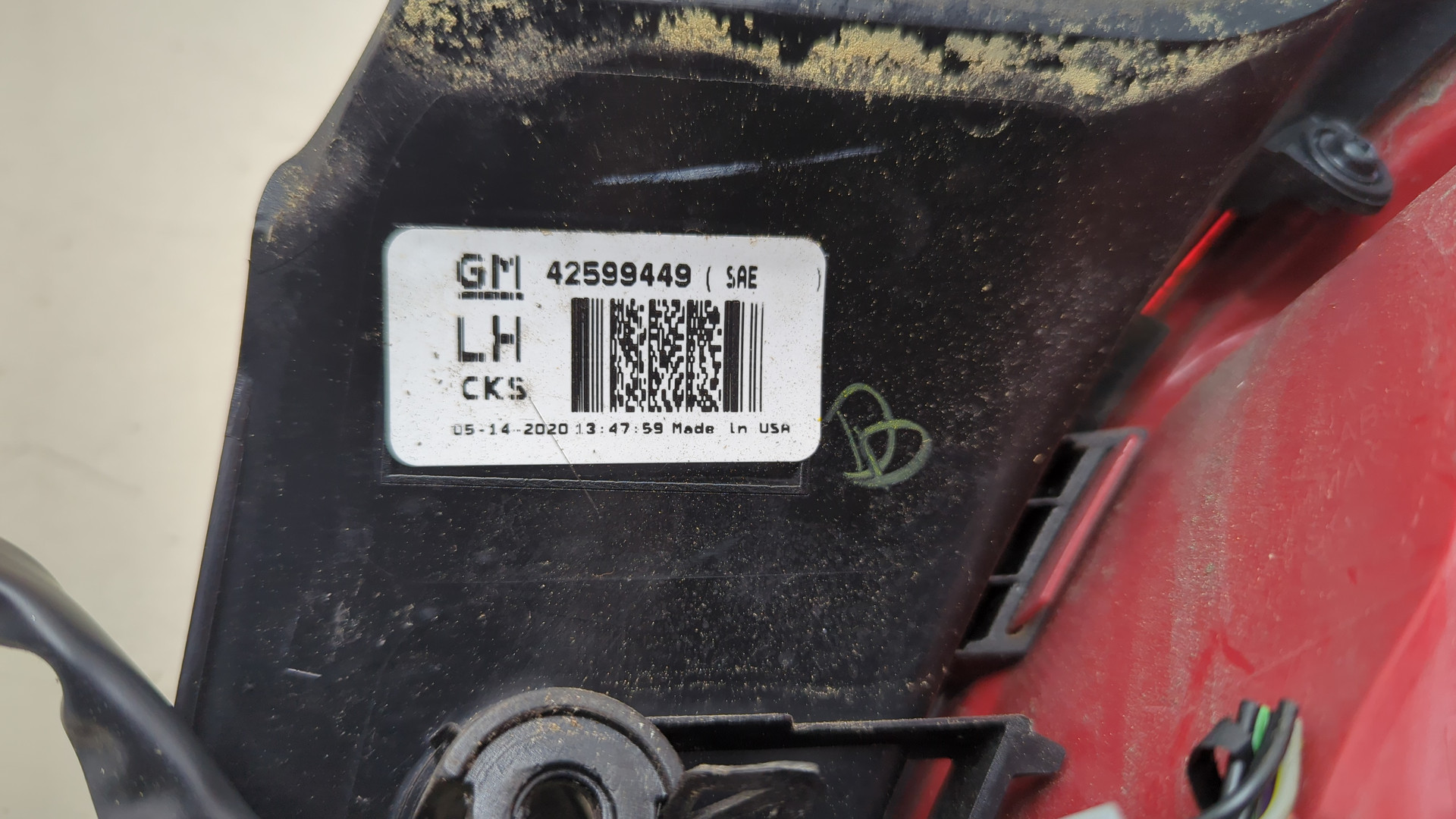 Фонарь задний левый