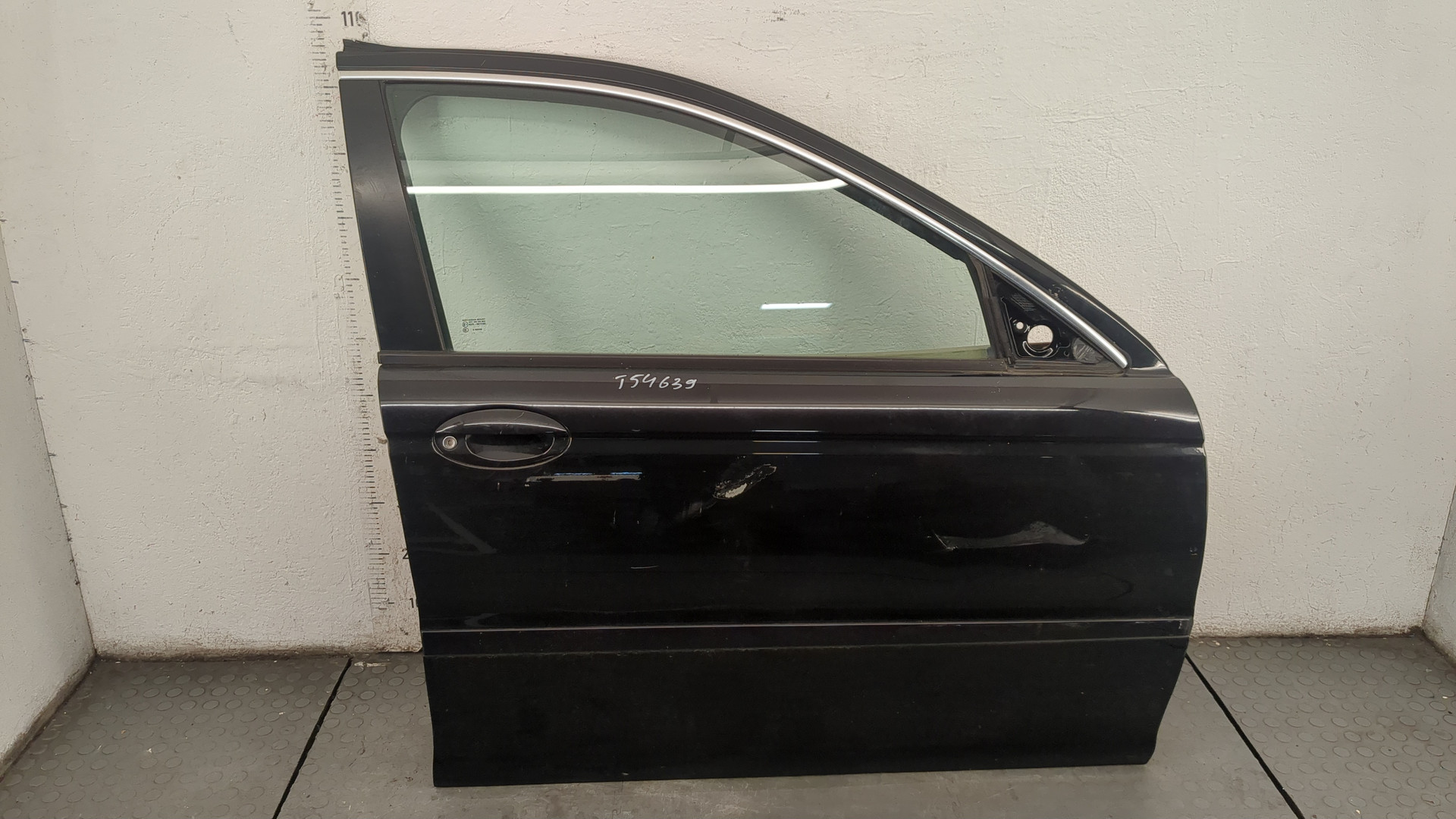 Дверь передняя правая