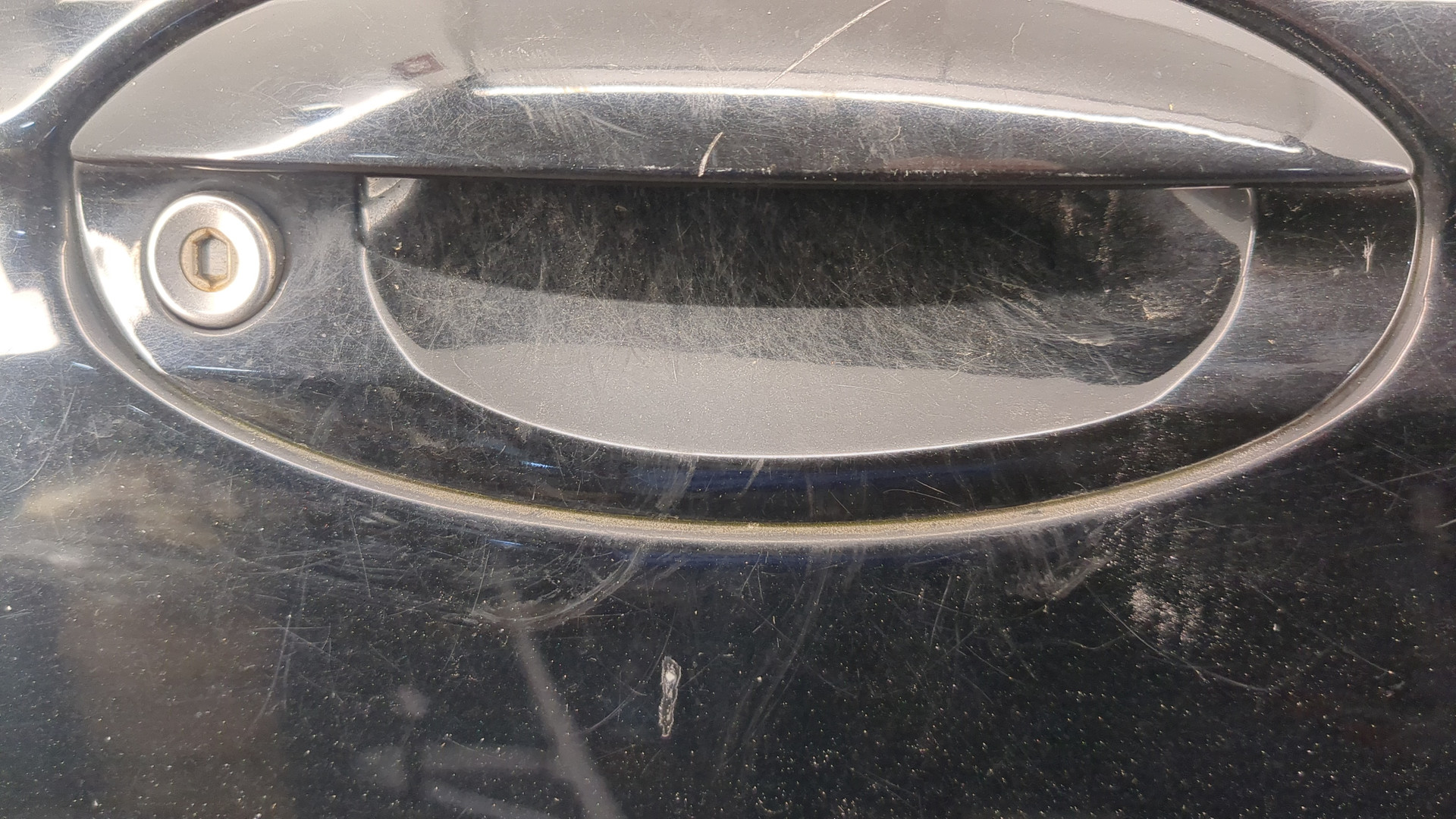 Дверь передняя правая