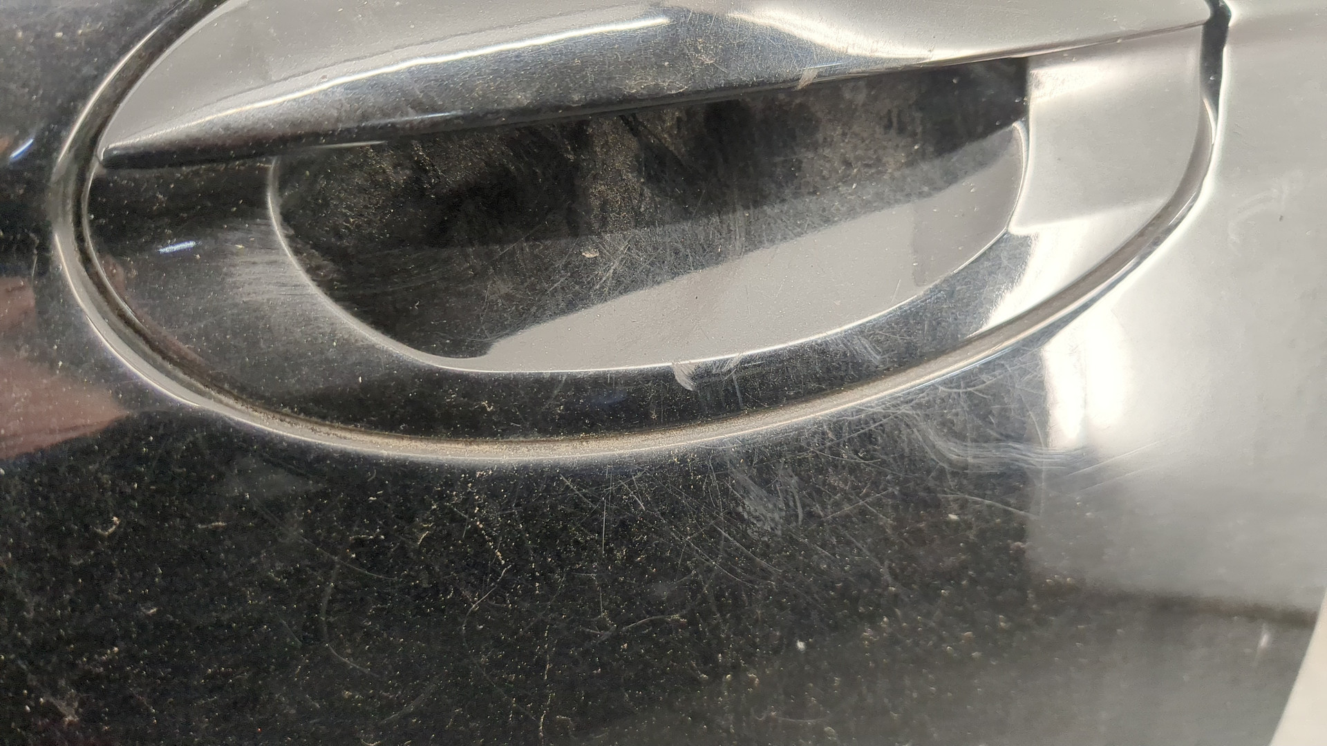 Дверь передняя левая