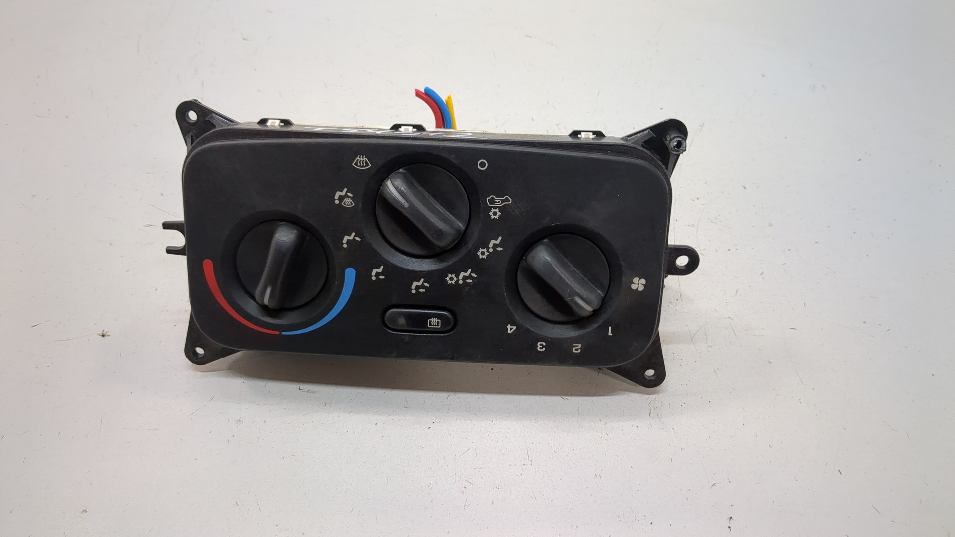 Переключатель отопителя