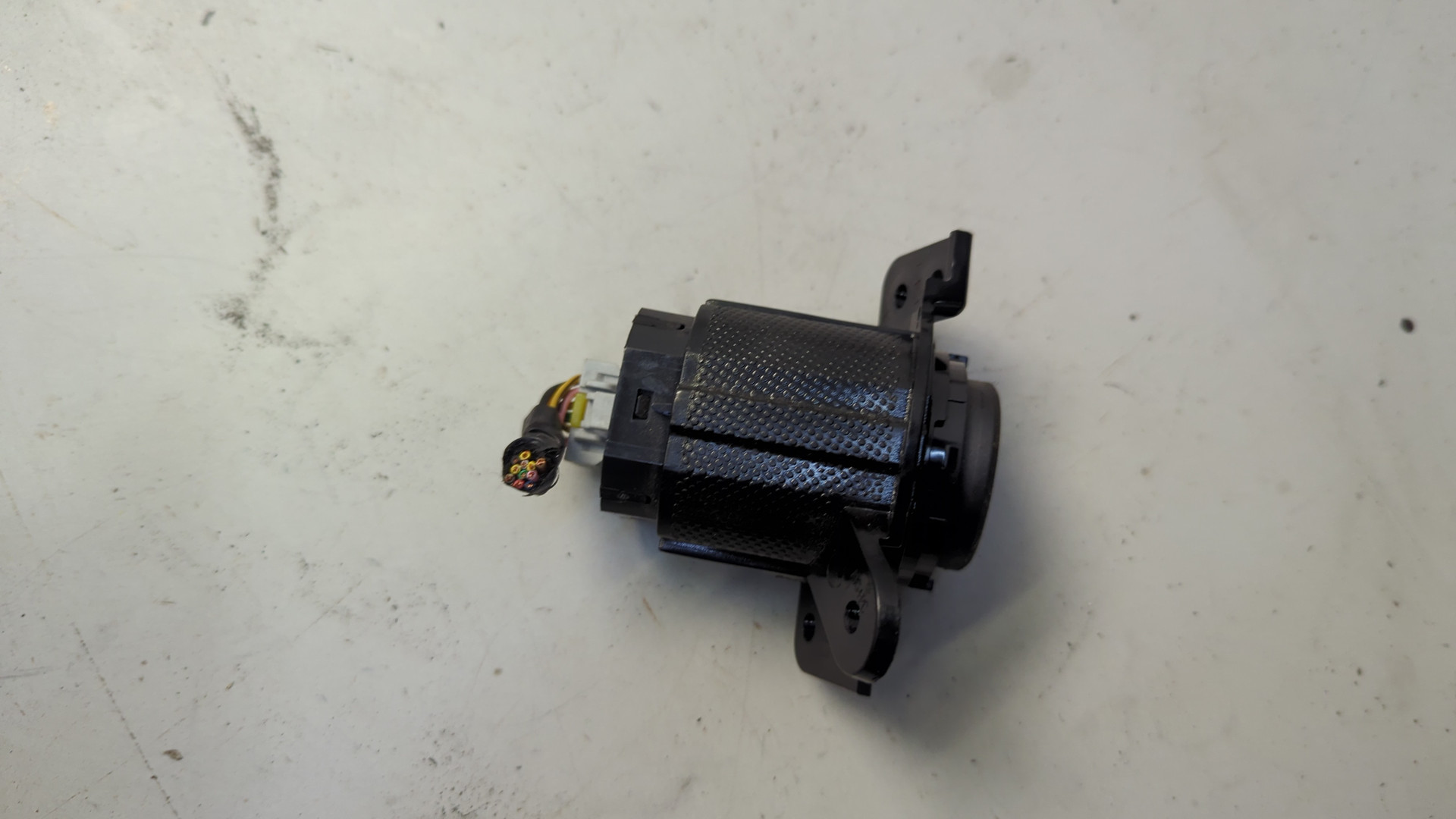 Кнопка запуска двигателя