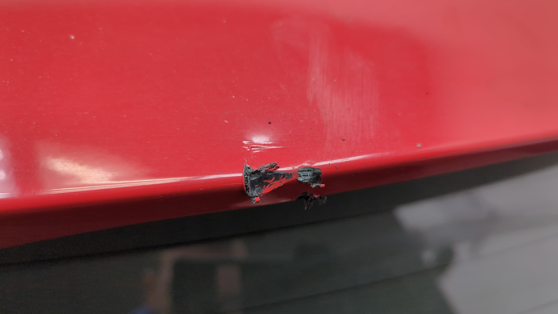 Дверь багажника