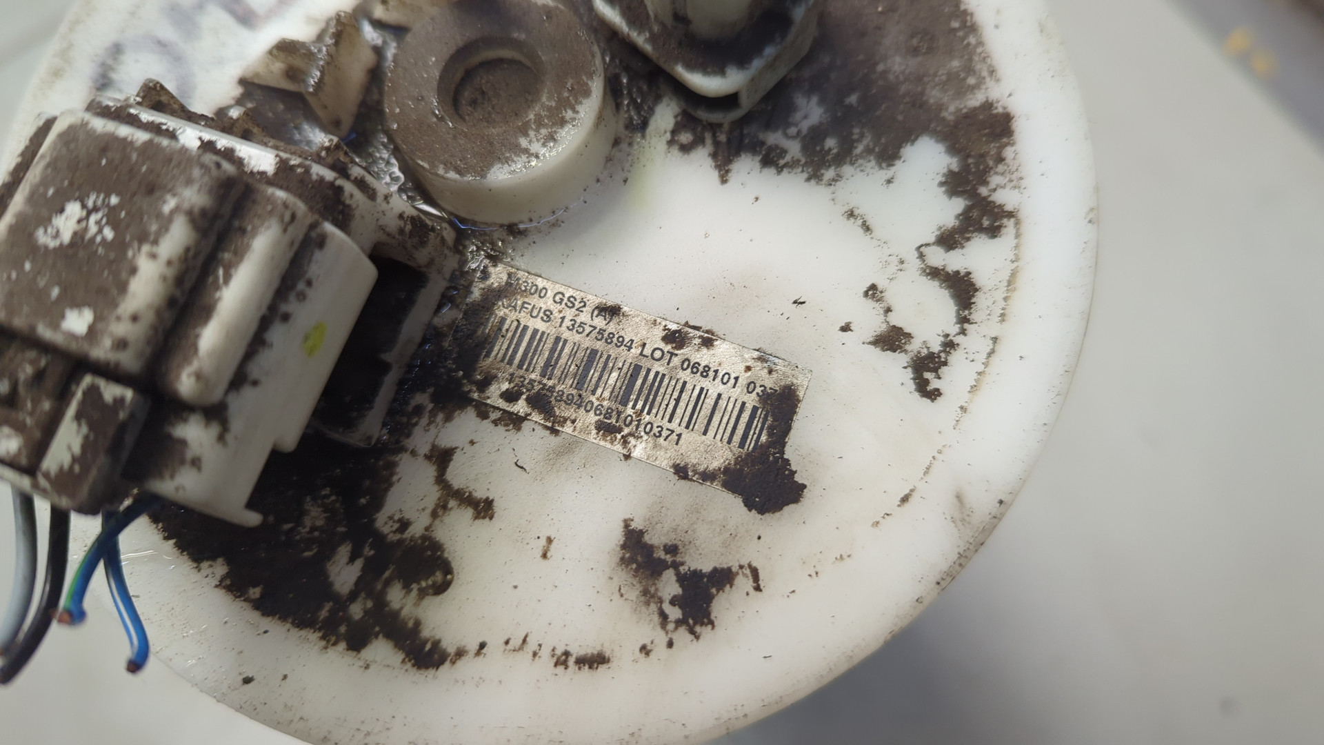 Насос топливный электрический