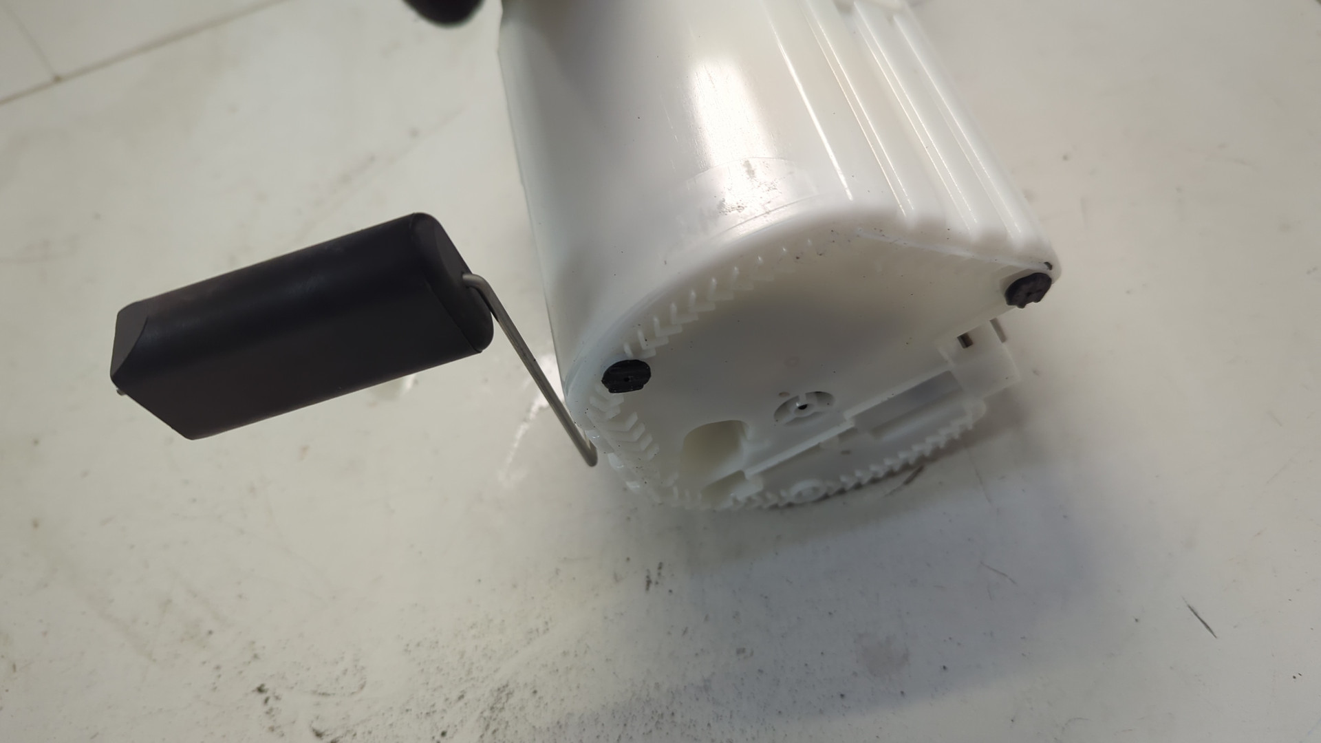 Насос топливный электрический