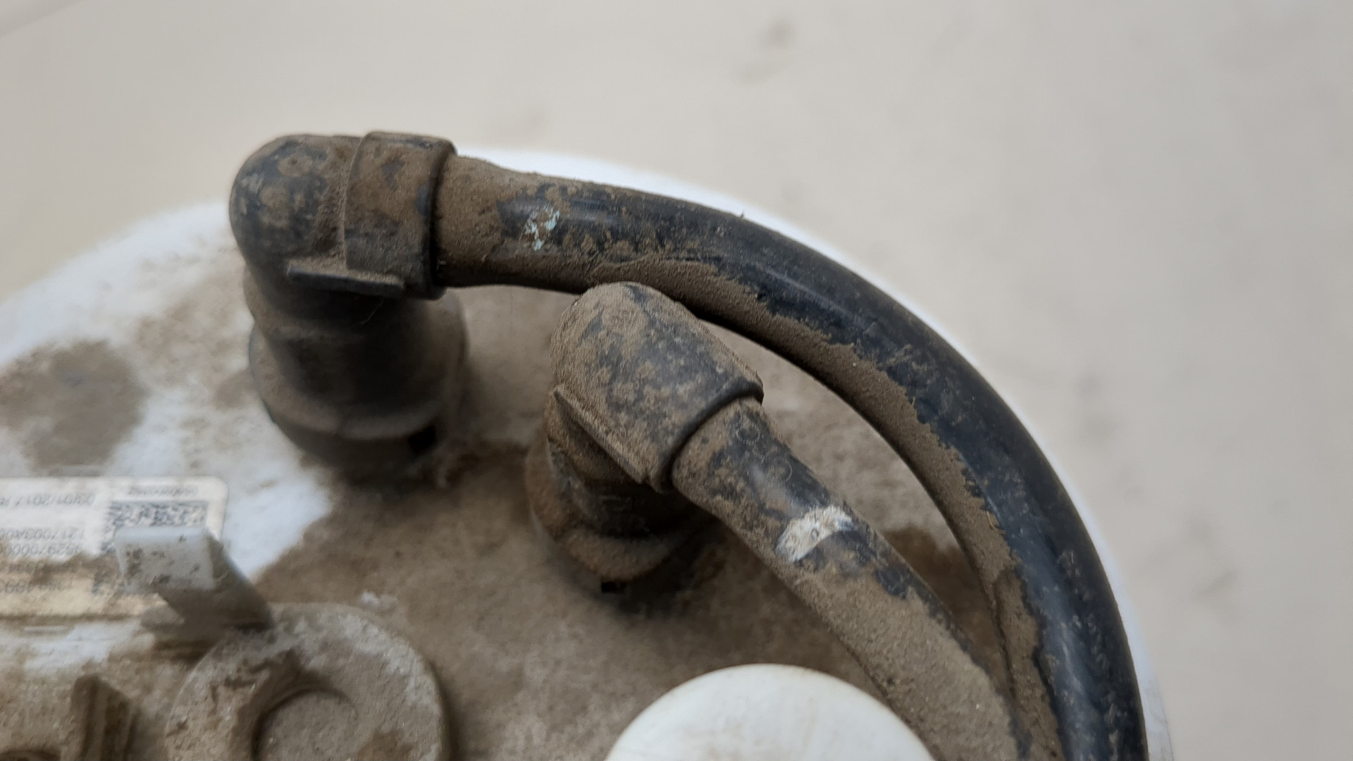 Насос топливный электрический