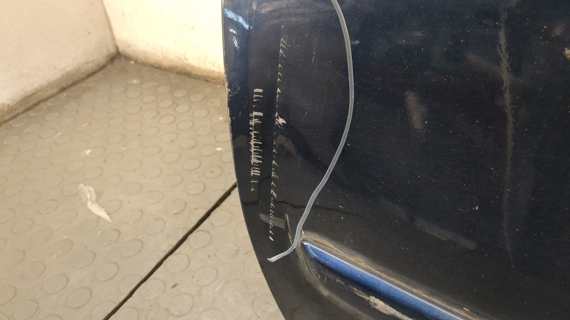 Дверь передняя левая