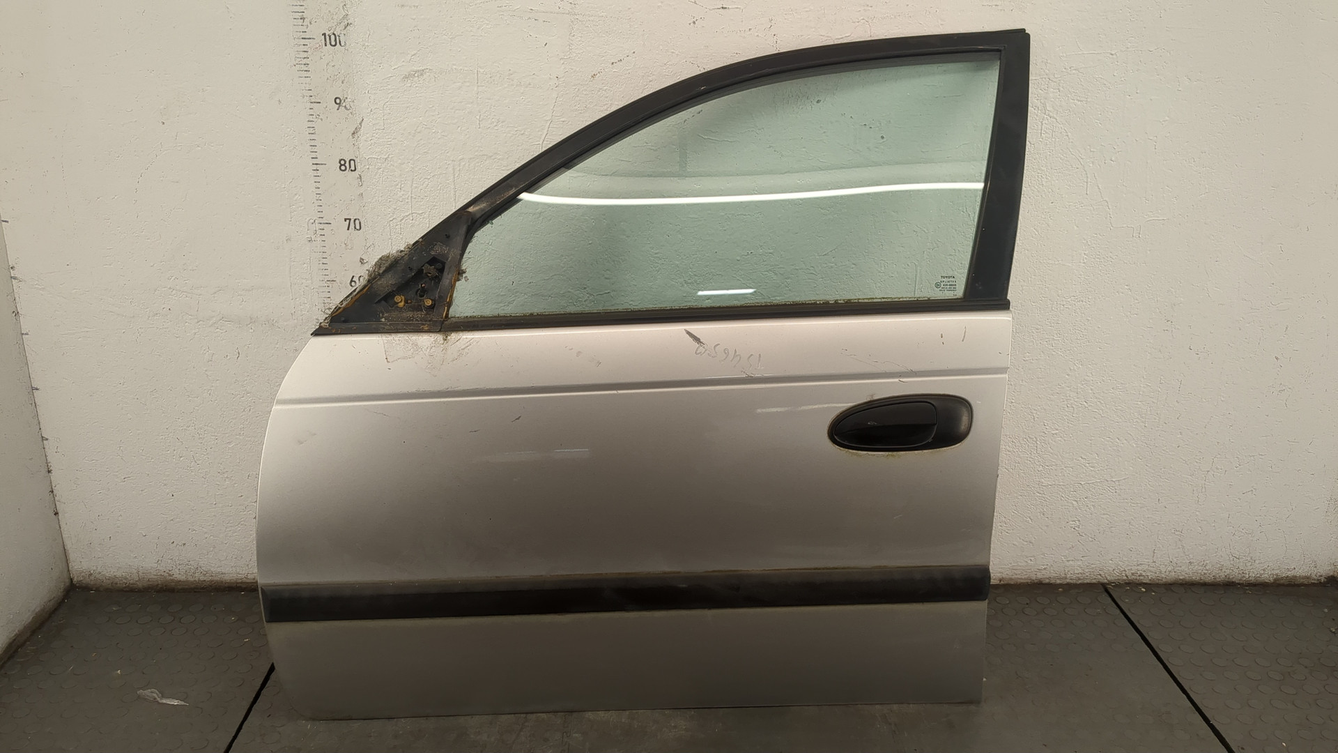 Дверь передняя левая