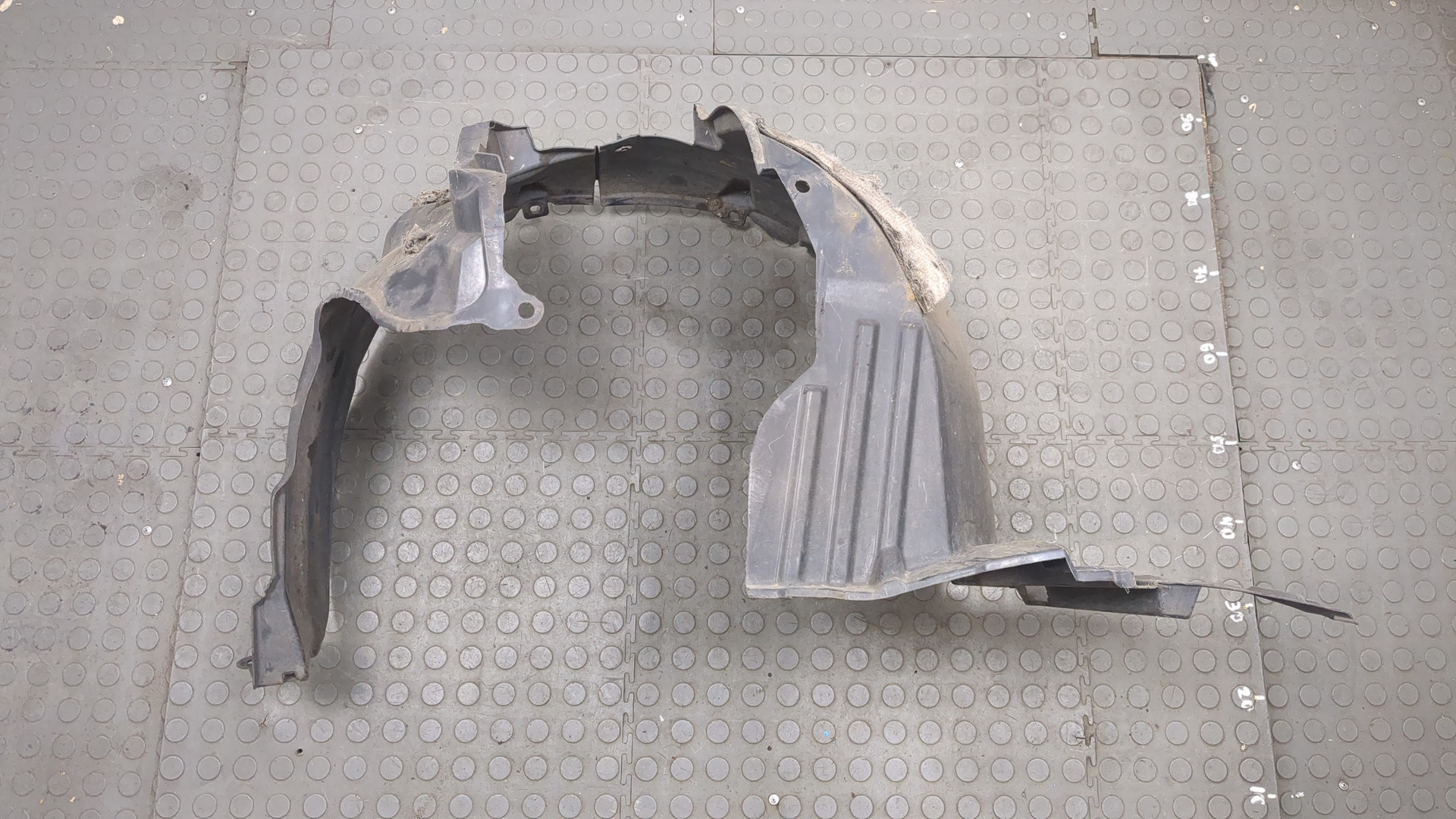 Локер передний левый