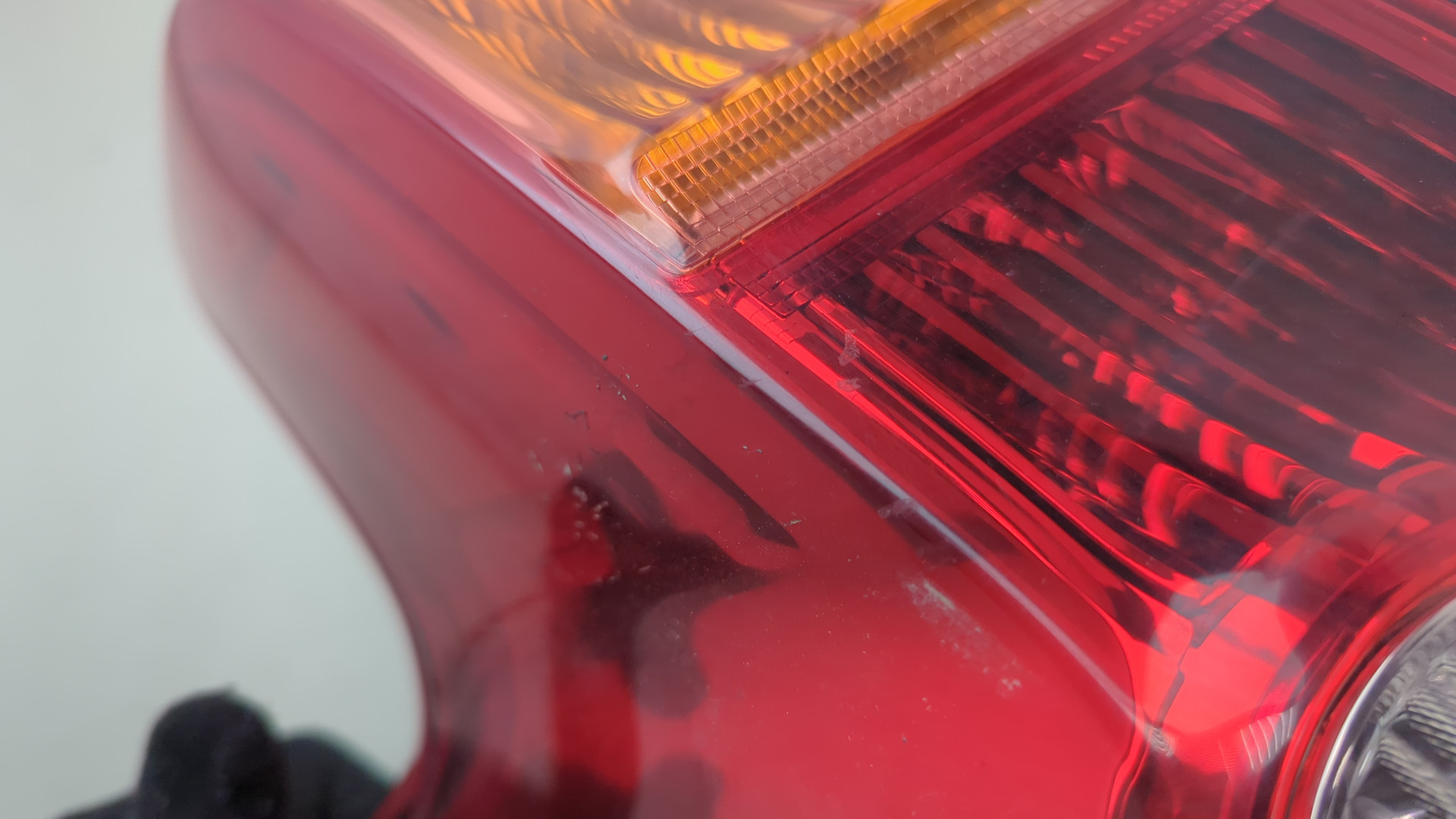 Фонарь задний правый