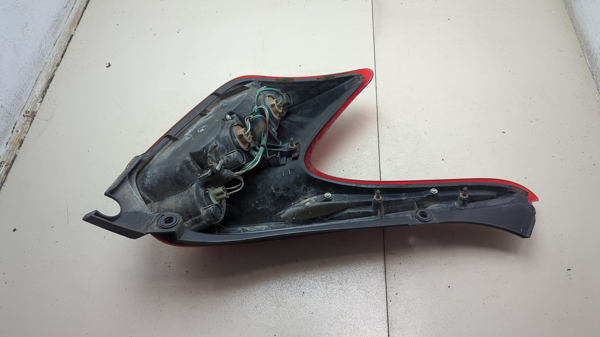 Фонарь задний правый