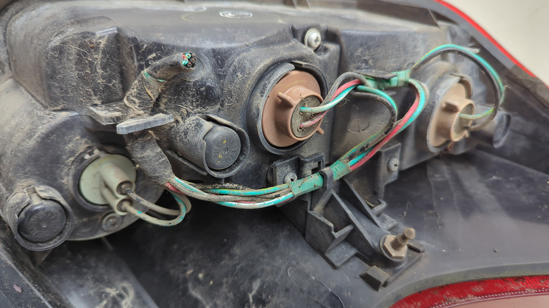 Фонарь задний правый