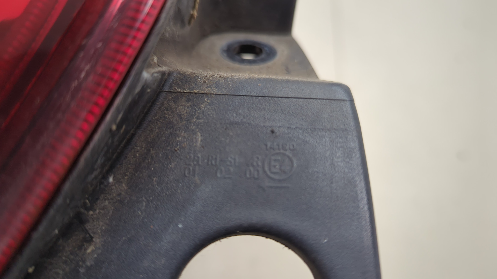 Фонарь задний левый