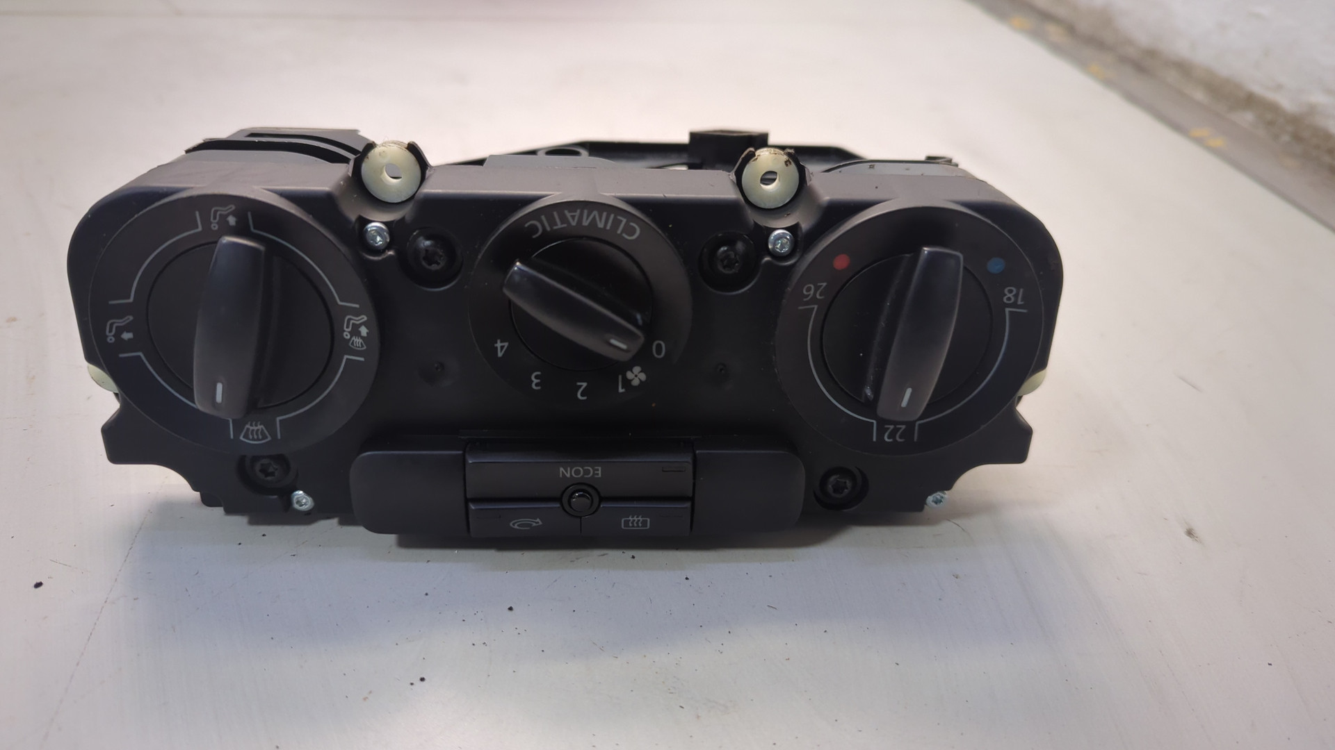 Переключатель отопителя