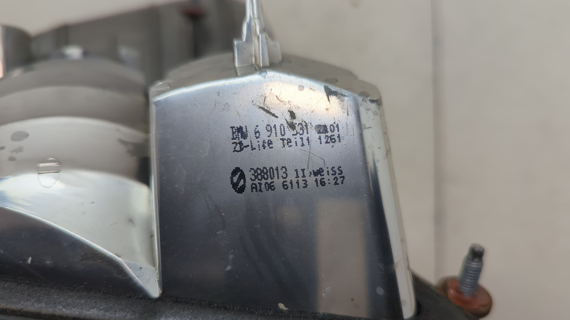 Фонарь задний левый