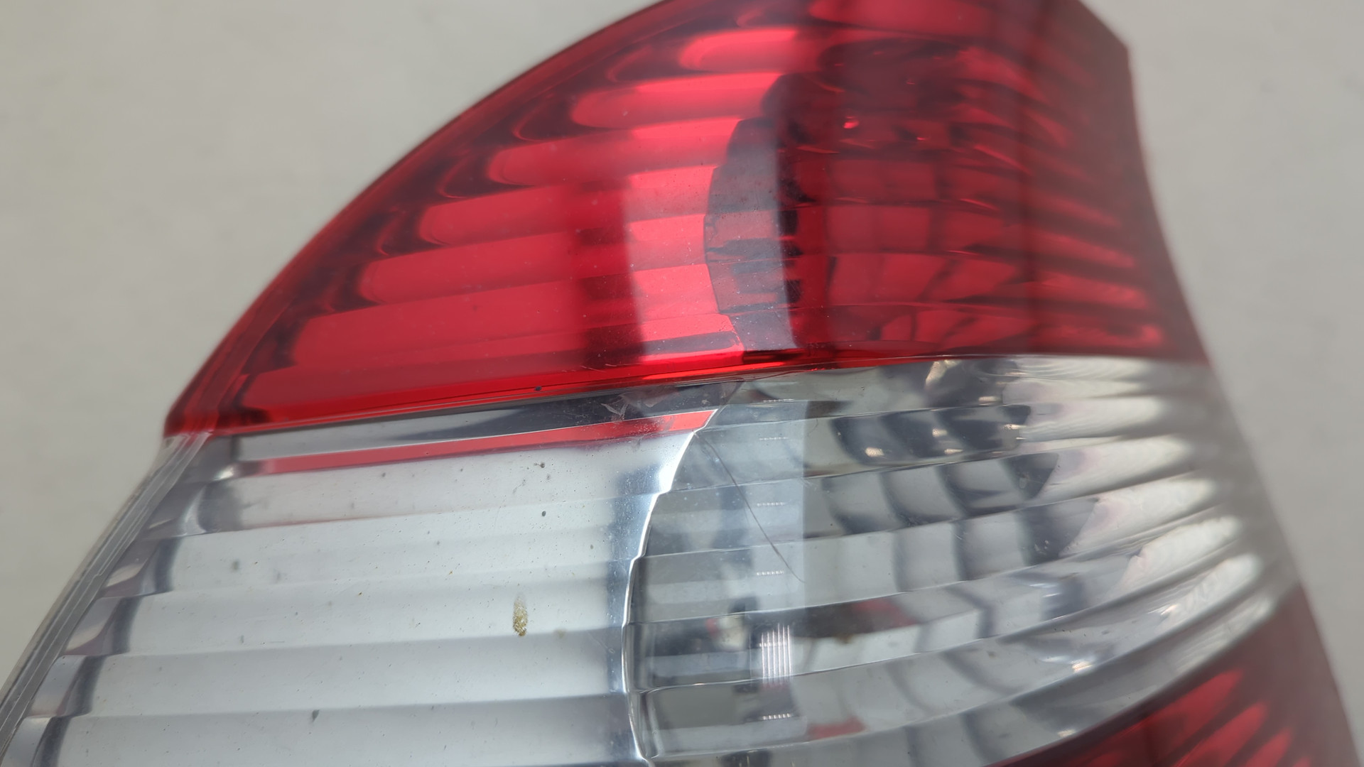 Фонарь задний левый