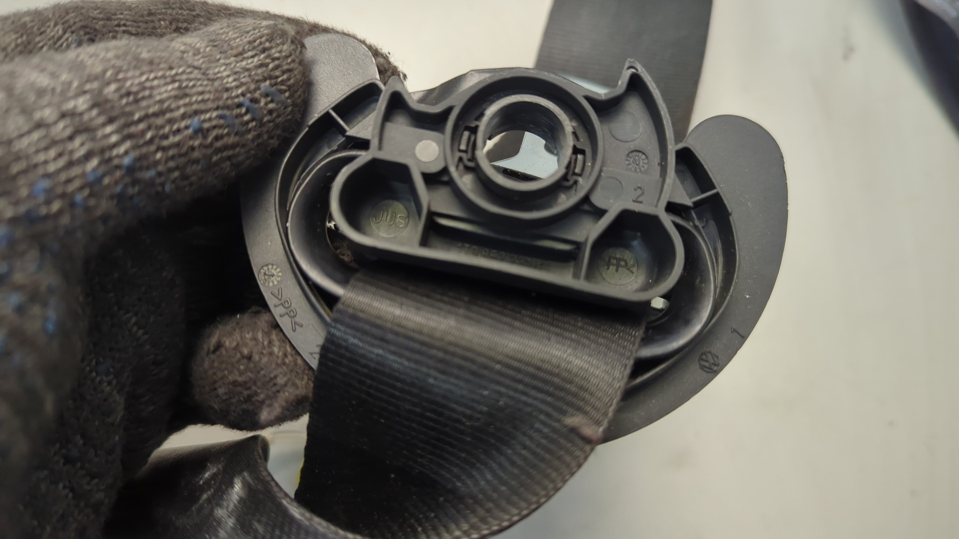 Ремень безопасности