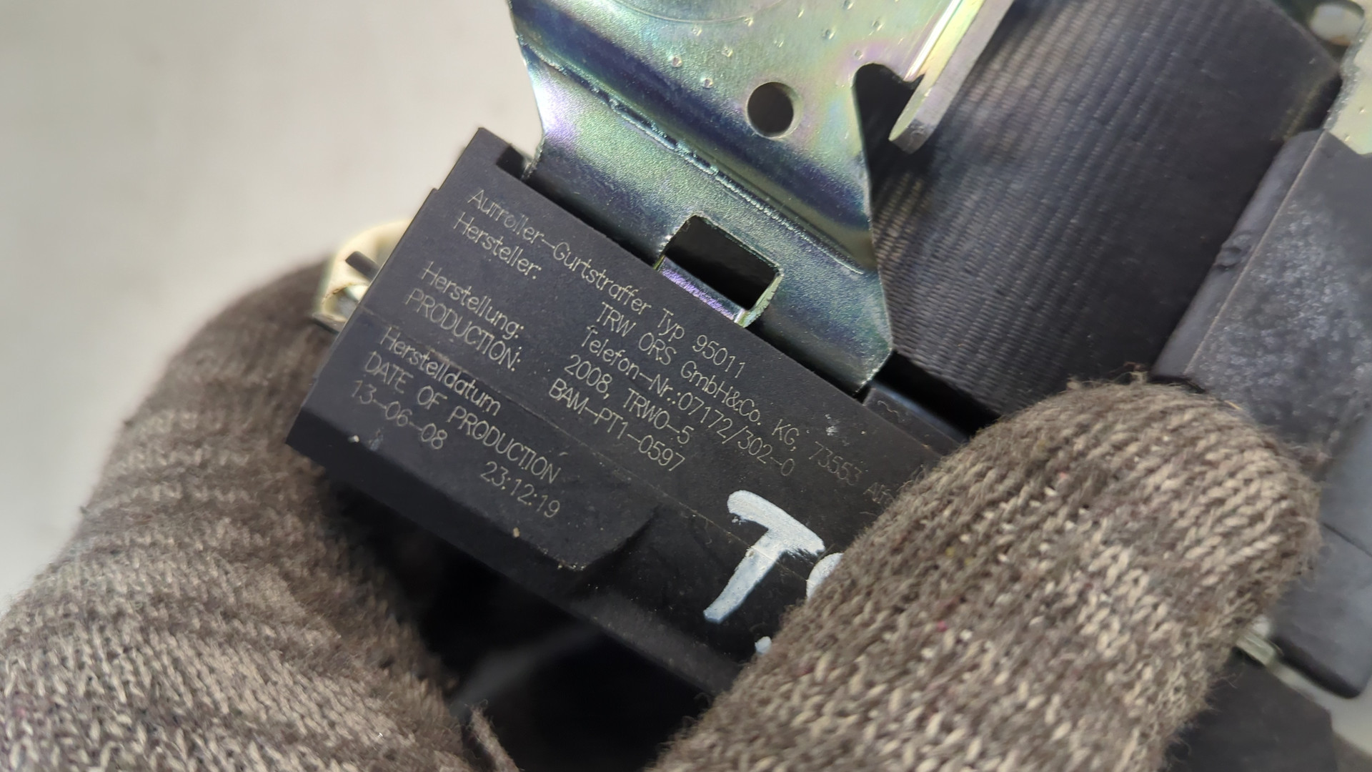 Ремень безопасности