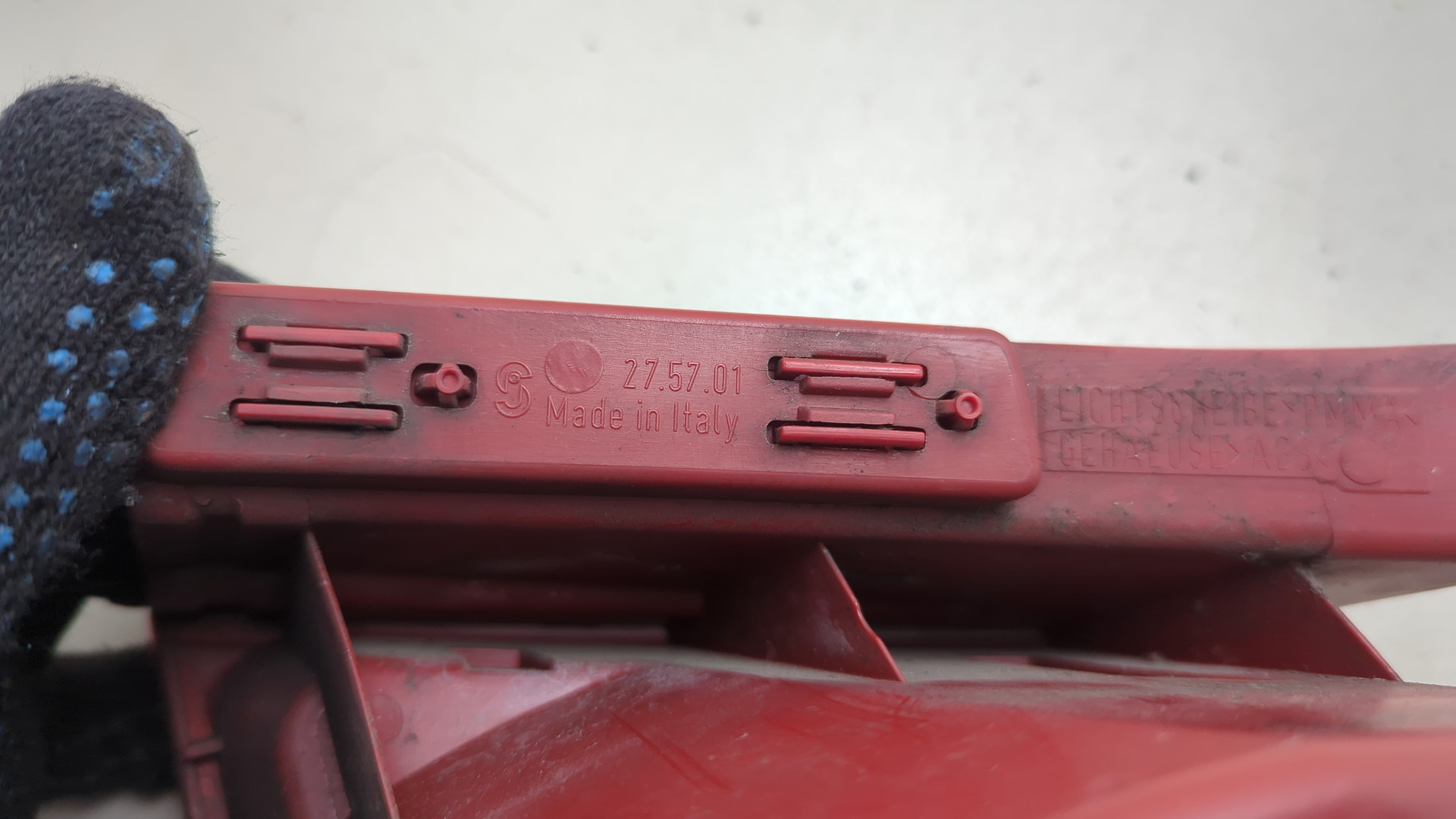 Фонарь задний левый