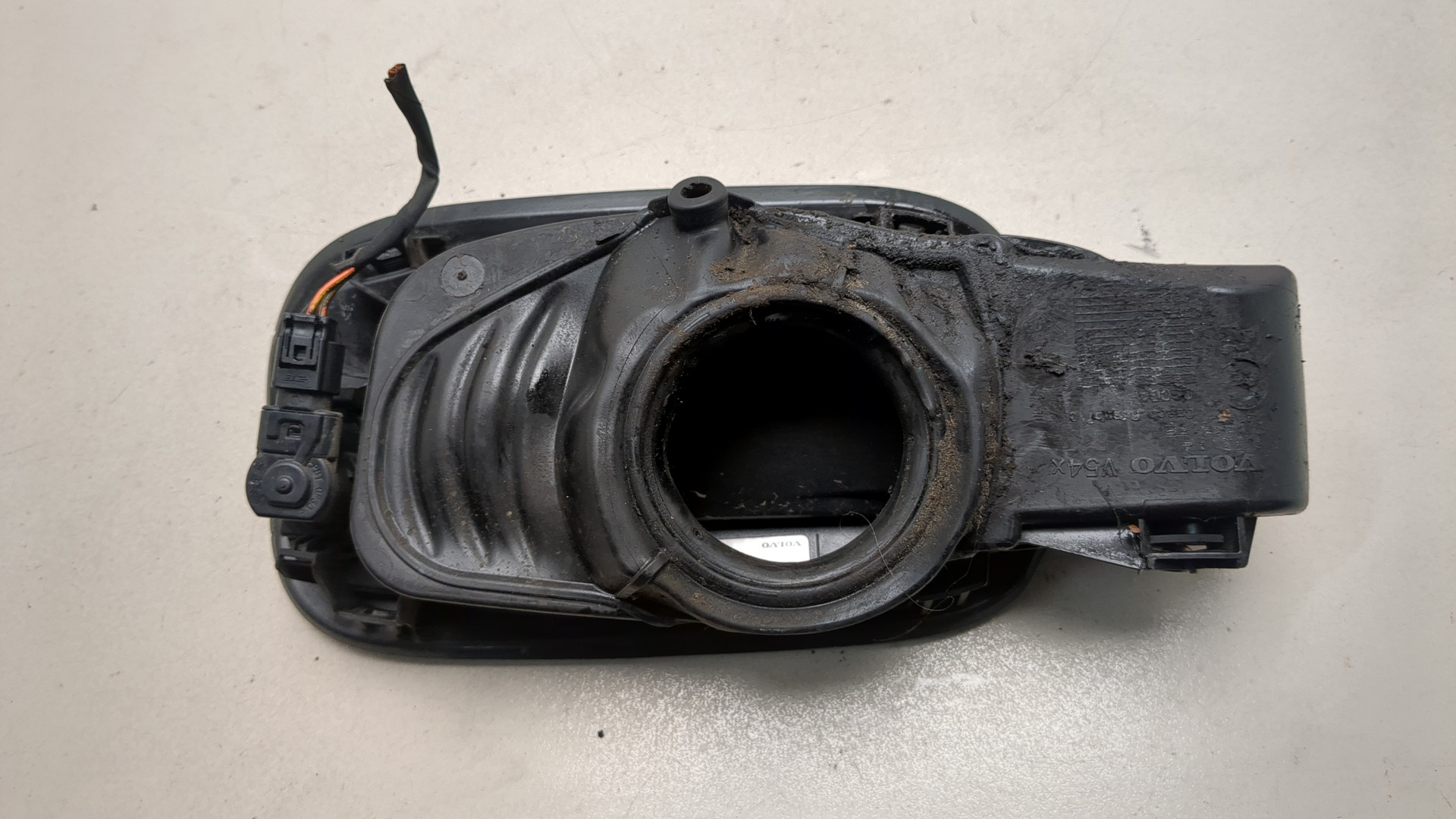 Лючок бензобака