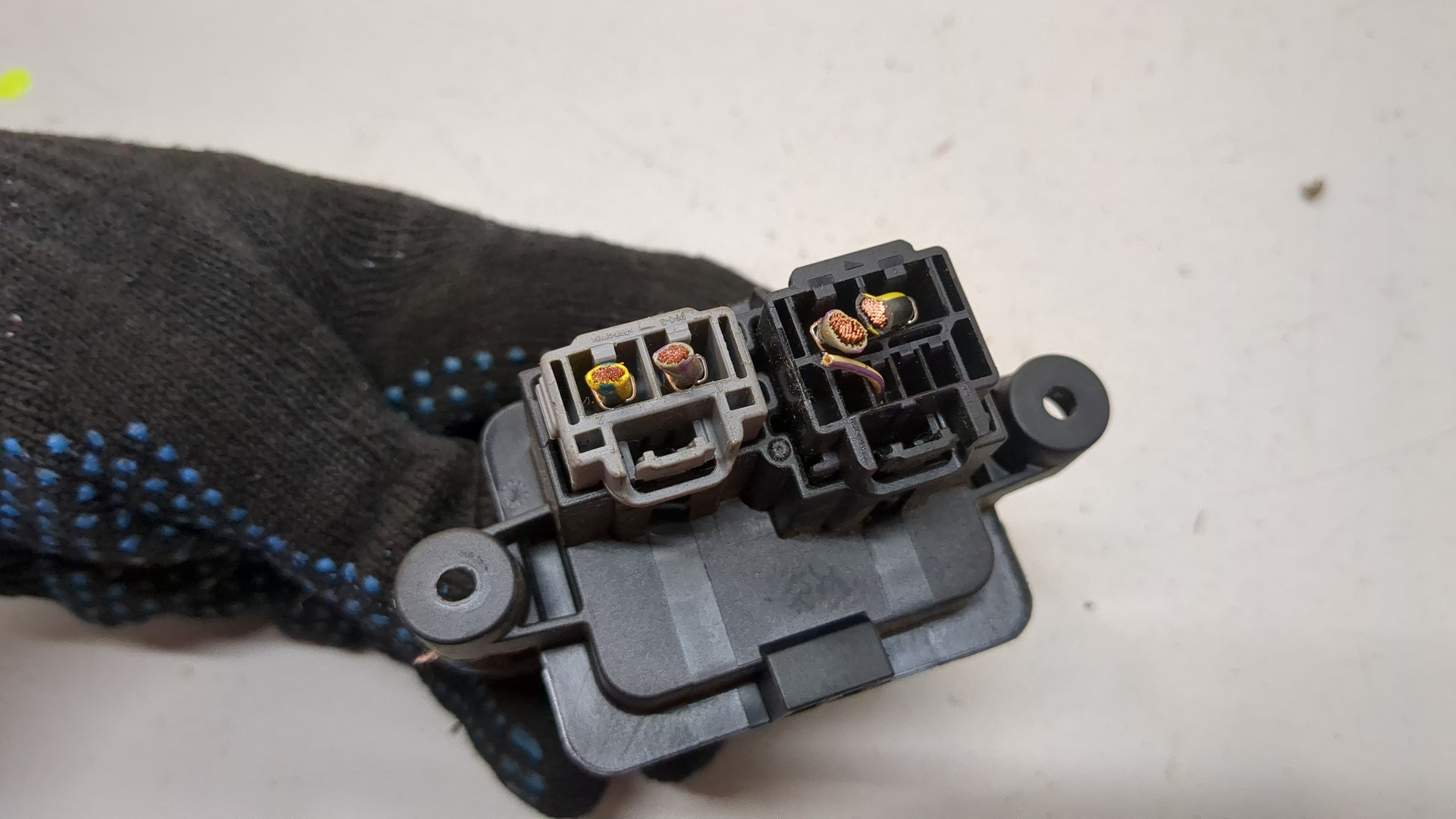 Резистор отопителя