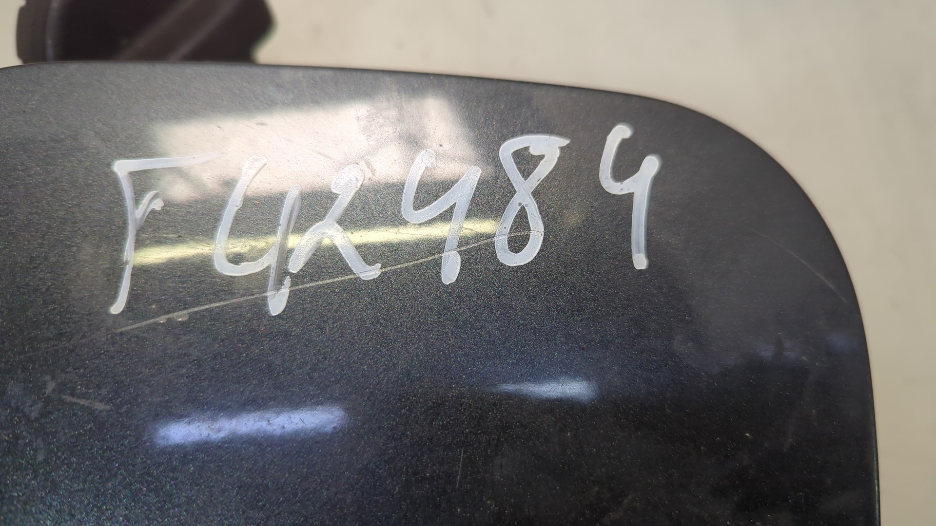 Лючок бензобака