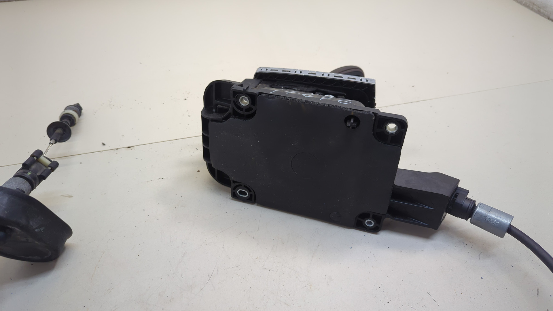 Кулиса МКПП / АКПП