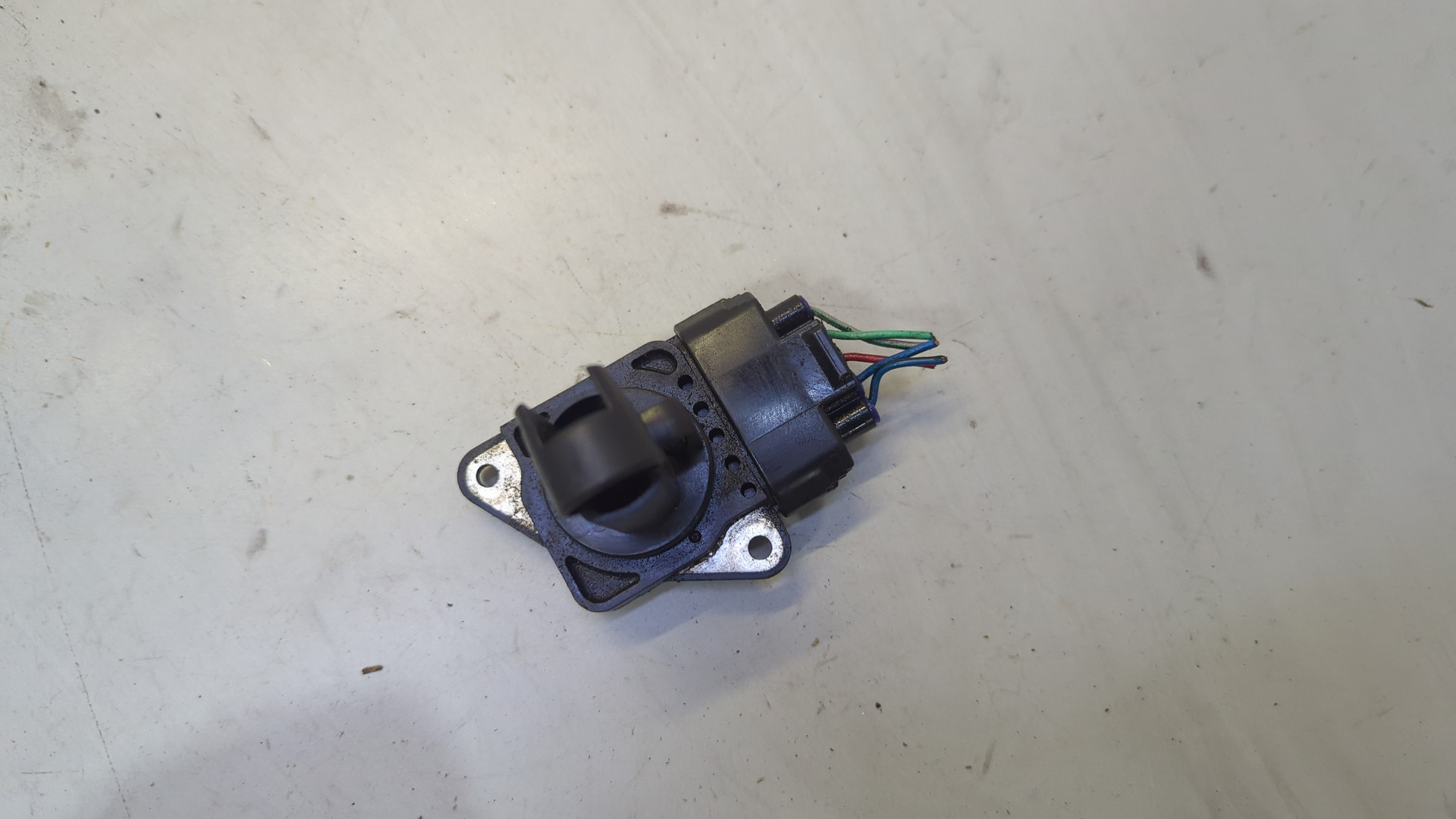 Расходомер воздуха (ДМРВ)