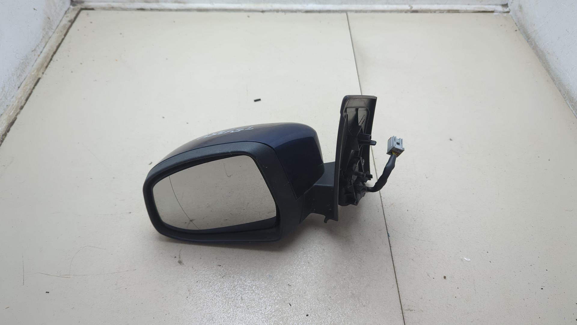 Зеркало левое электрическое