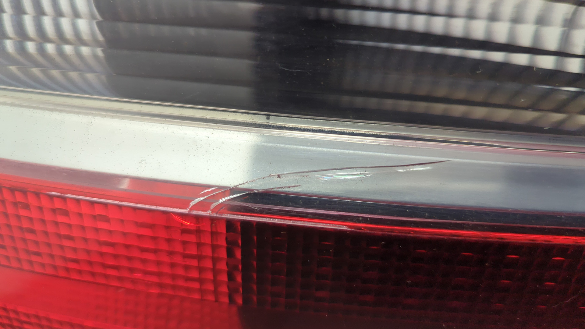 Дверь багажника