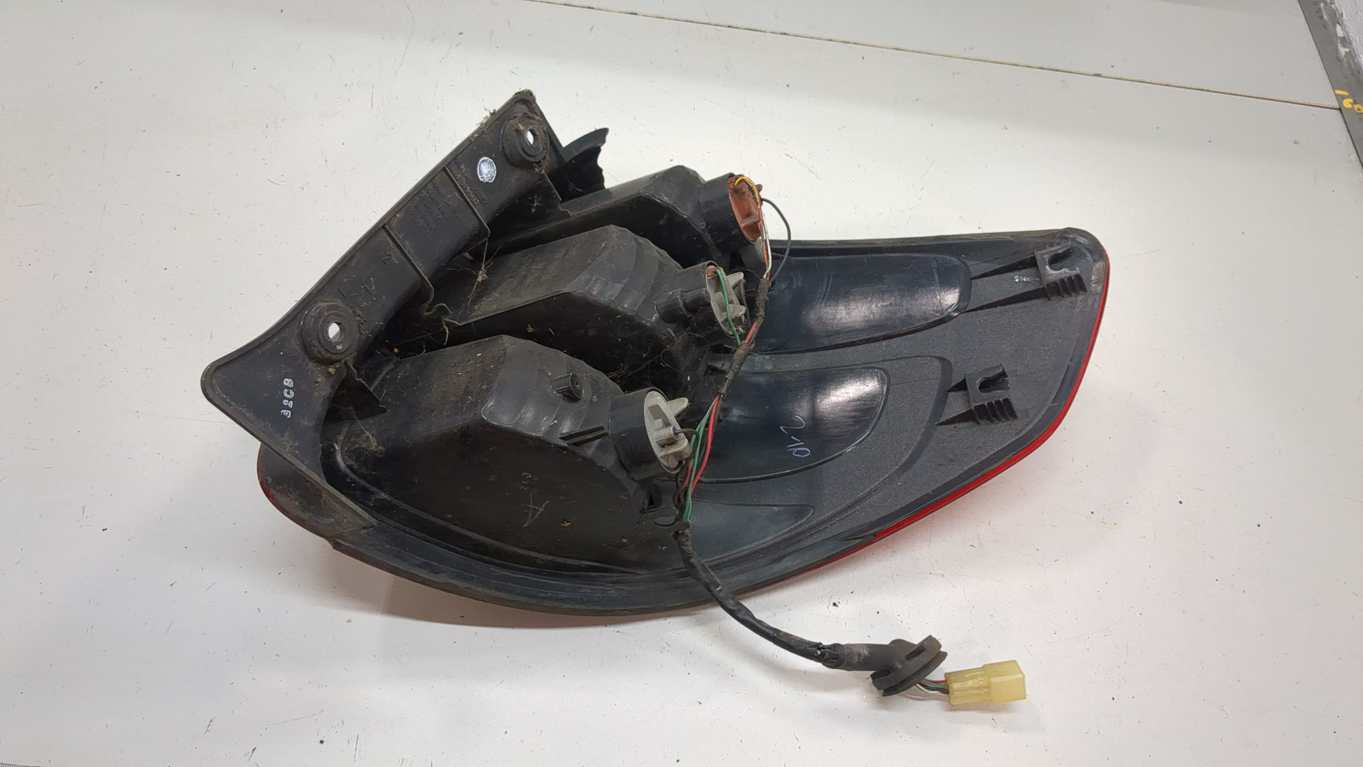 Фонарь задний левый