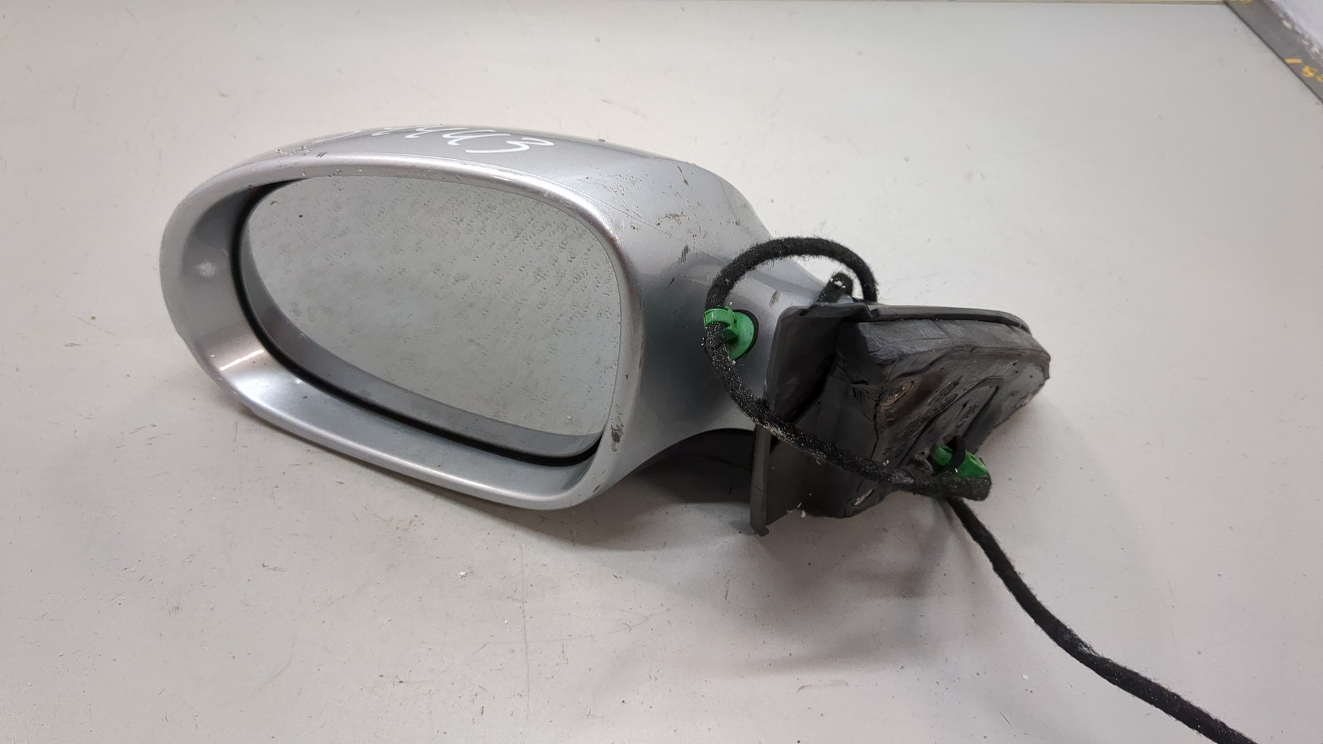 Зеркало левое электрическое