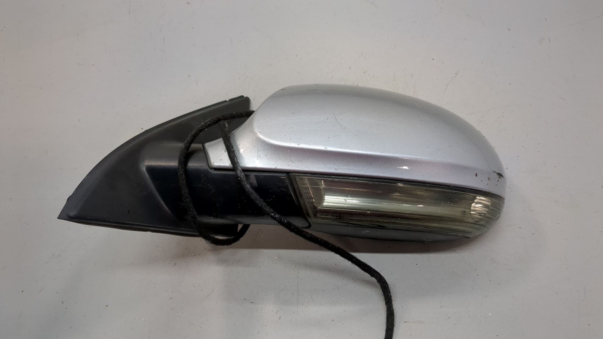 Зеркало левое электрическое