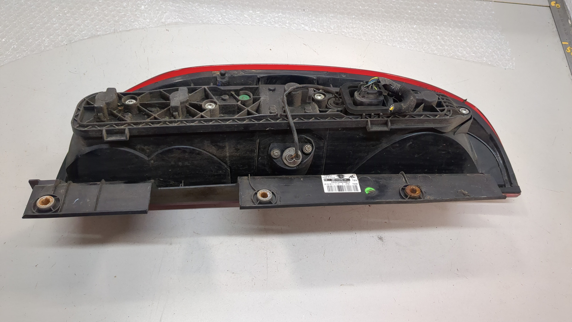 Фонарь задний правый