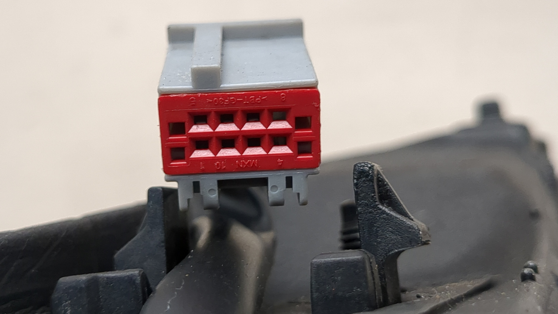 Зеркало правое электрическое