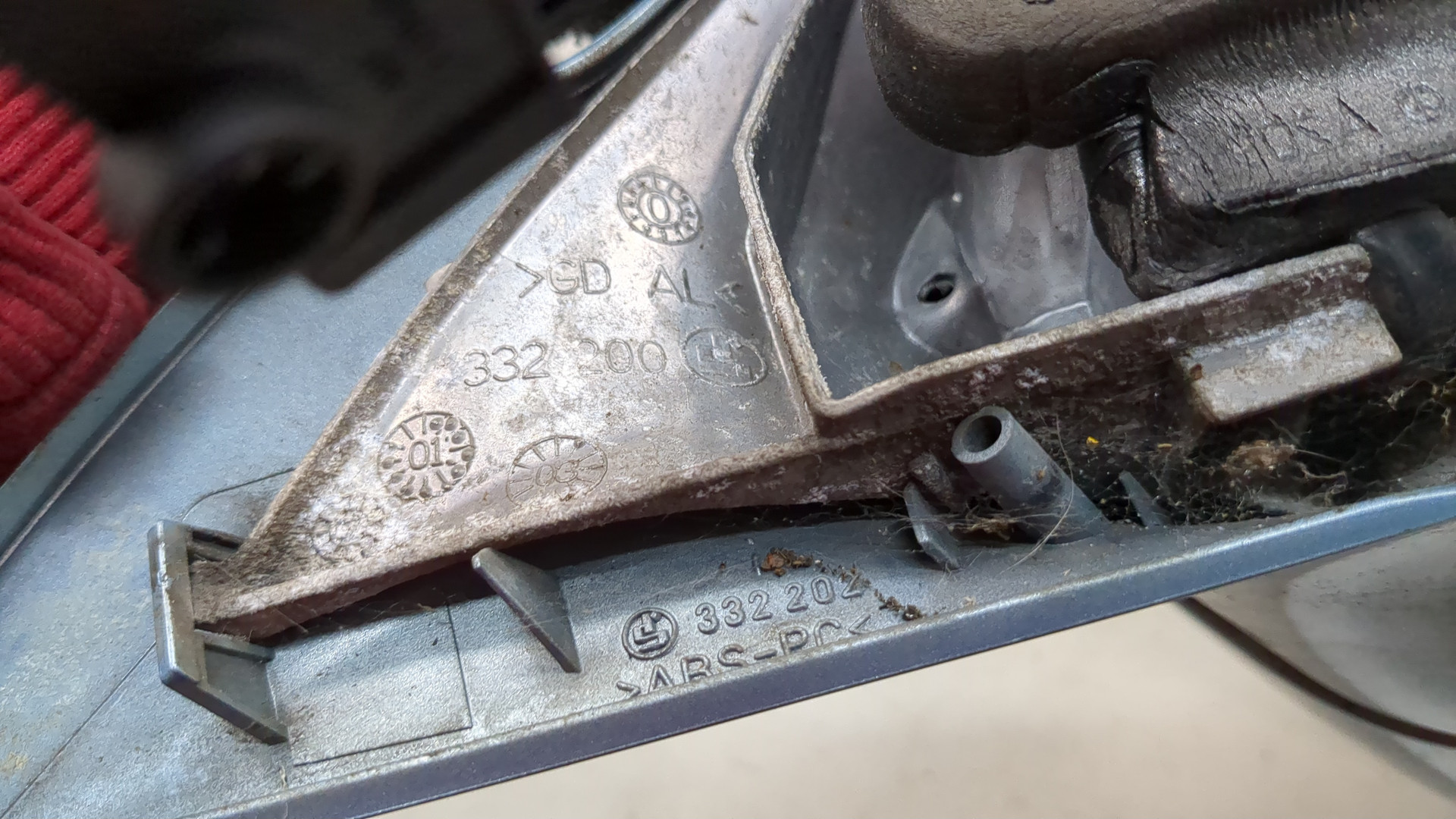 Зеркало правое электрическое