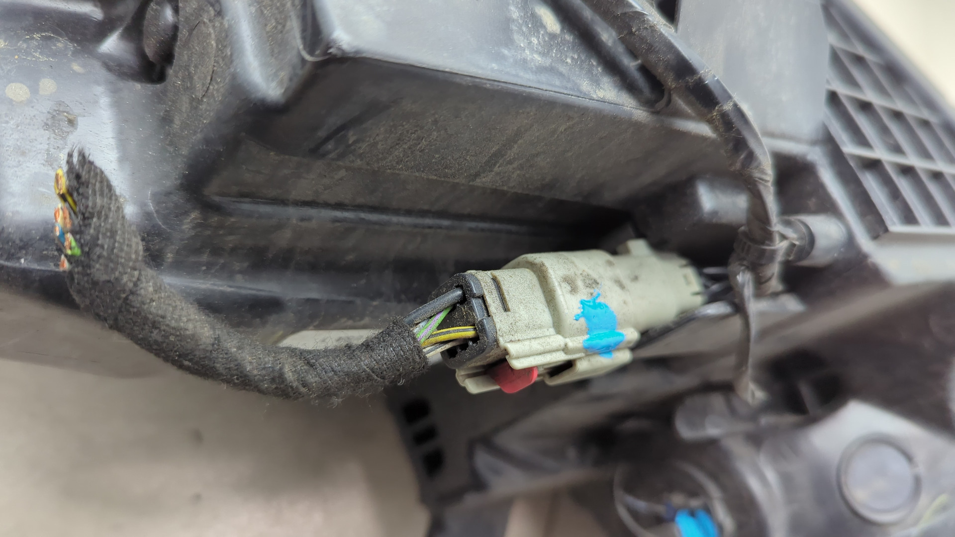 Фара правая