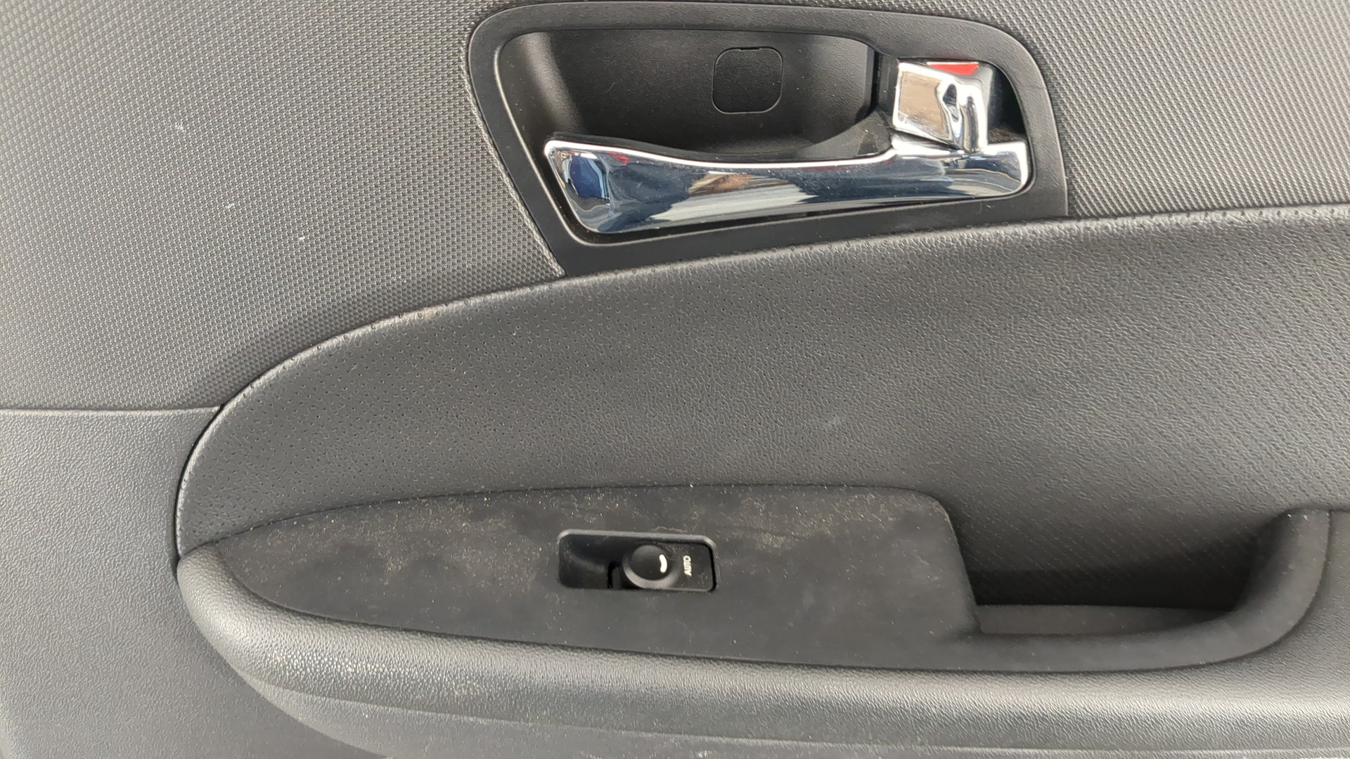 Дверь задняя правая