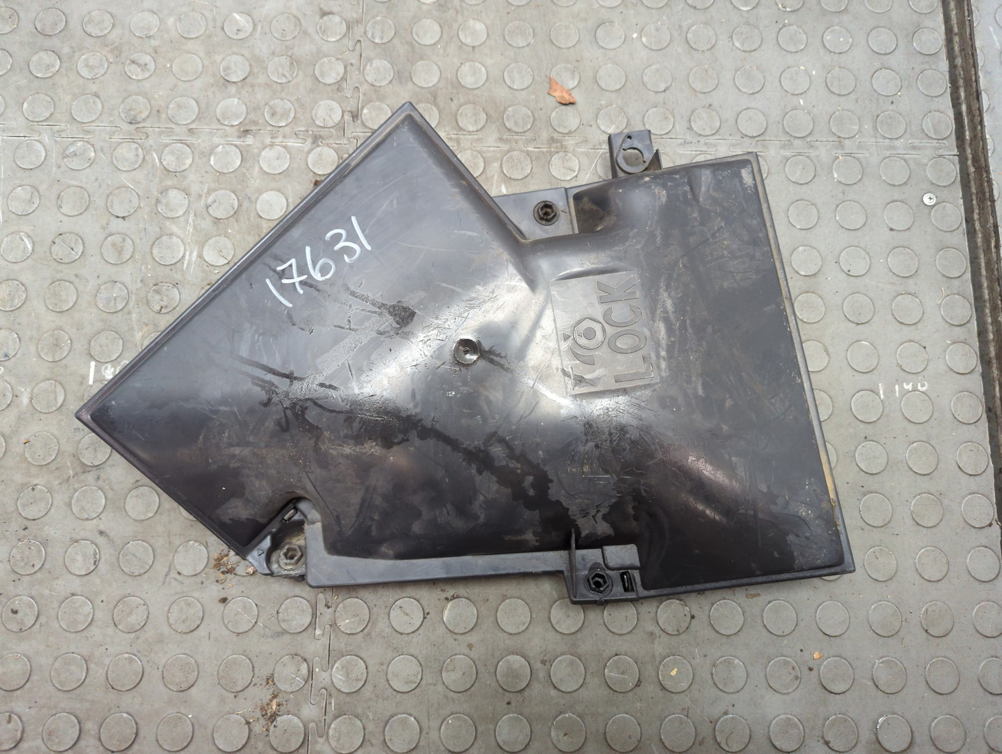 Корпус салонного фильтра