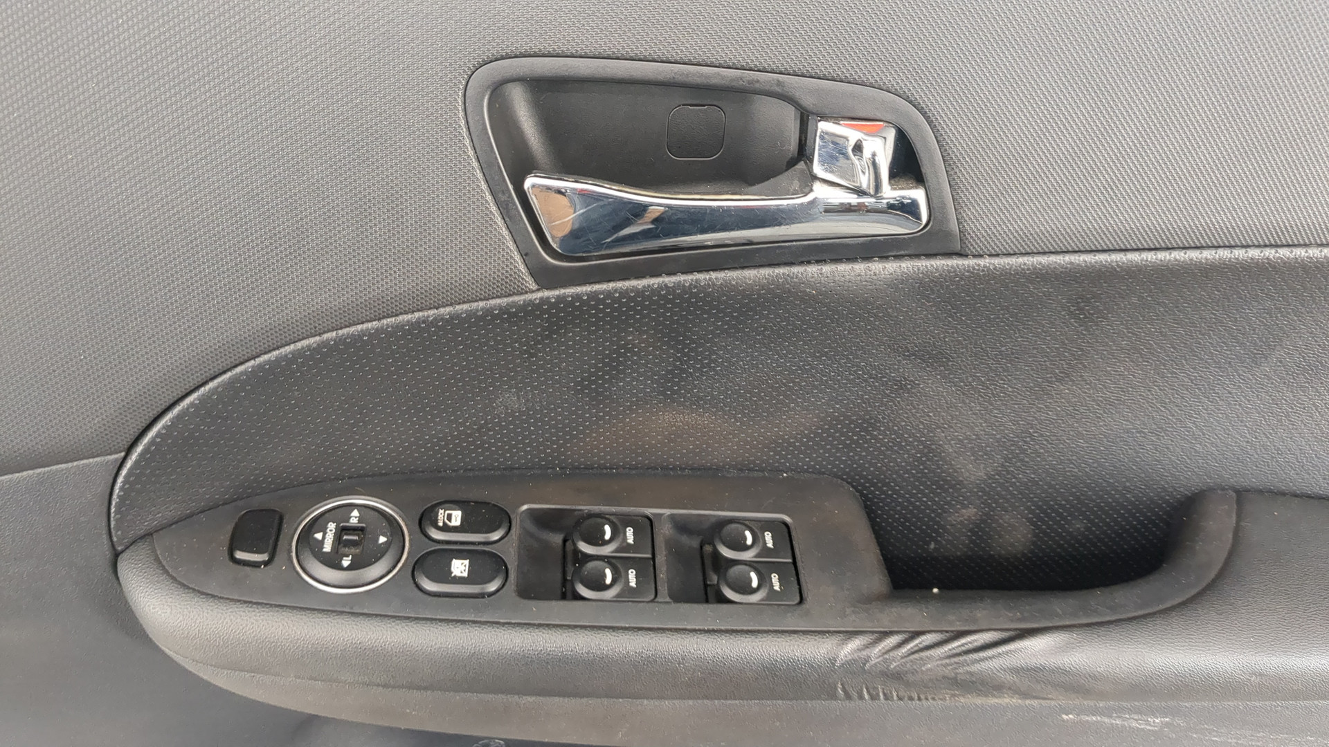 Дверь передняя правая