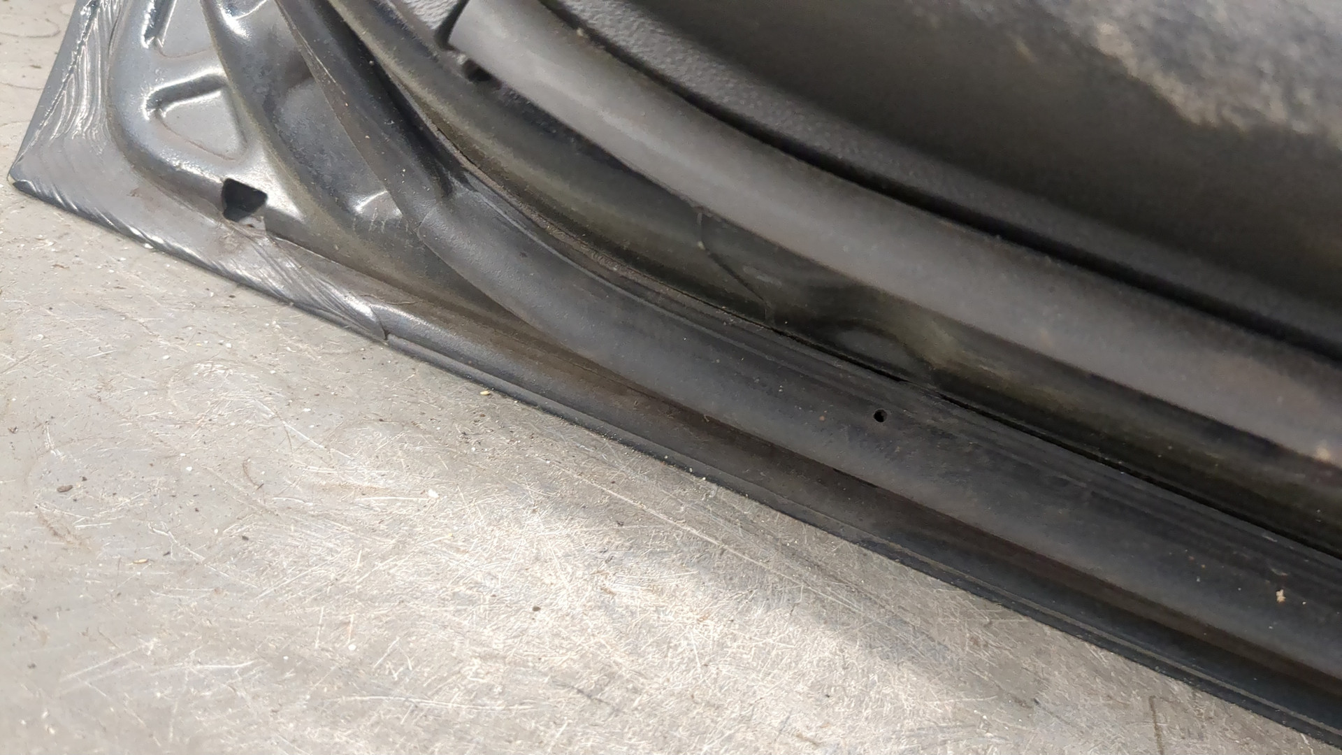 Дверь передняя правая