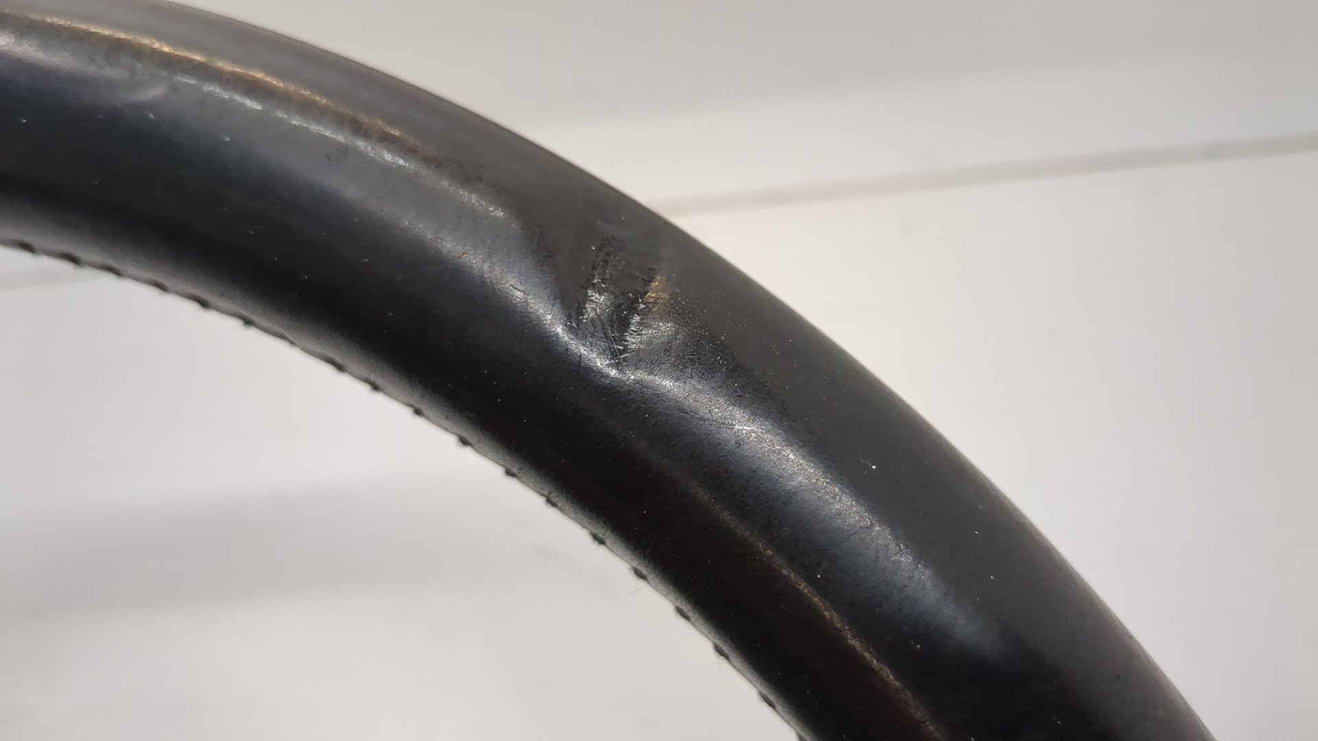 Рулевое колесо (руль)