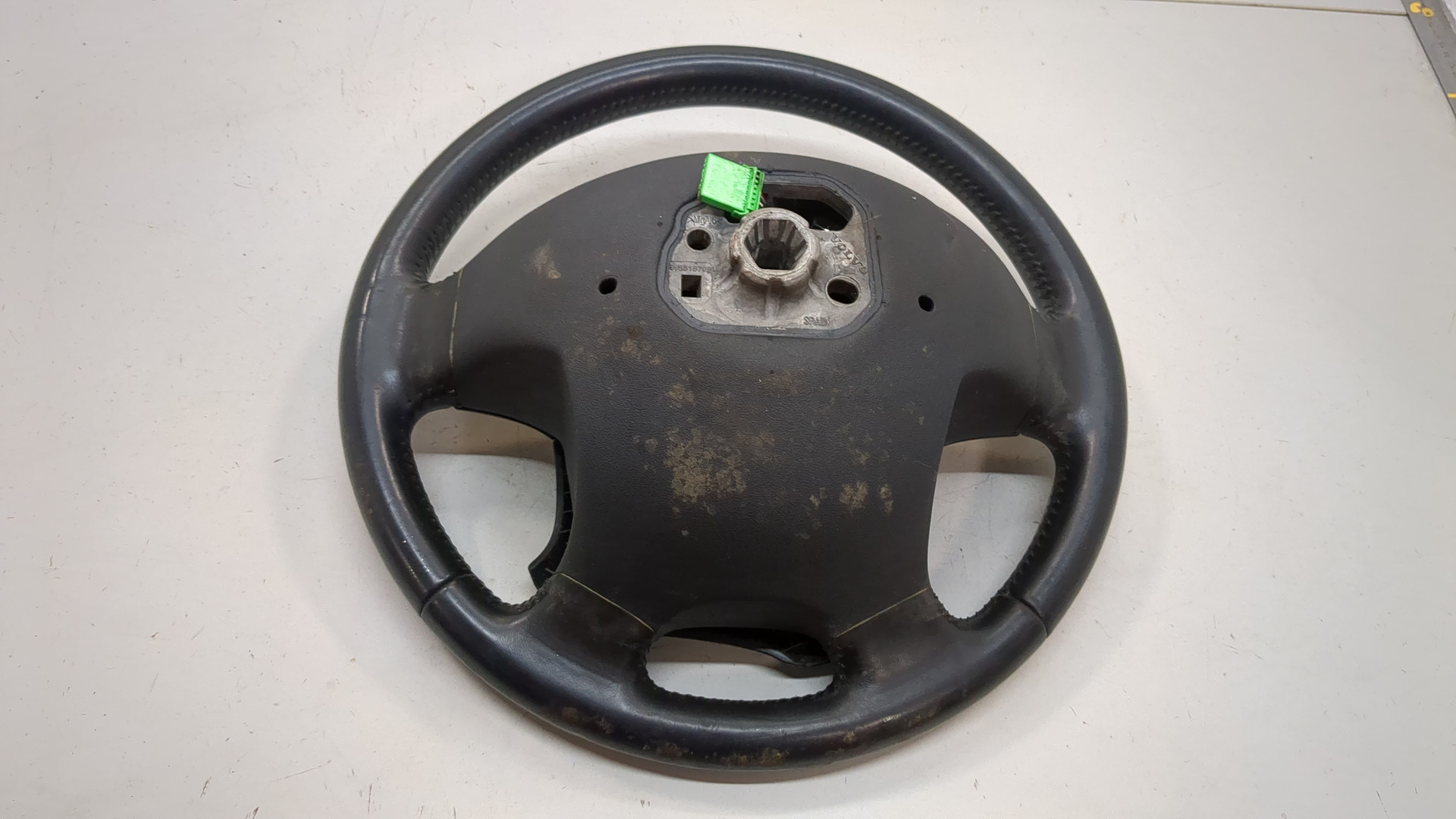 Рулевое колесо (руль)