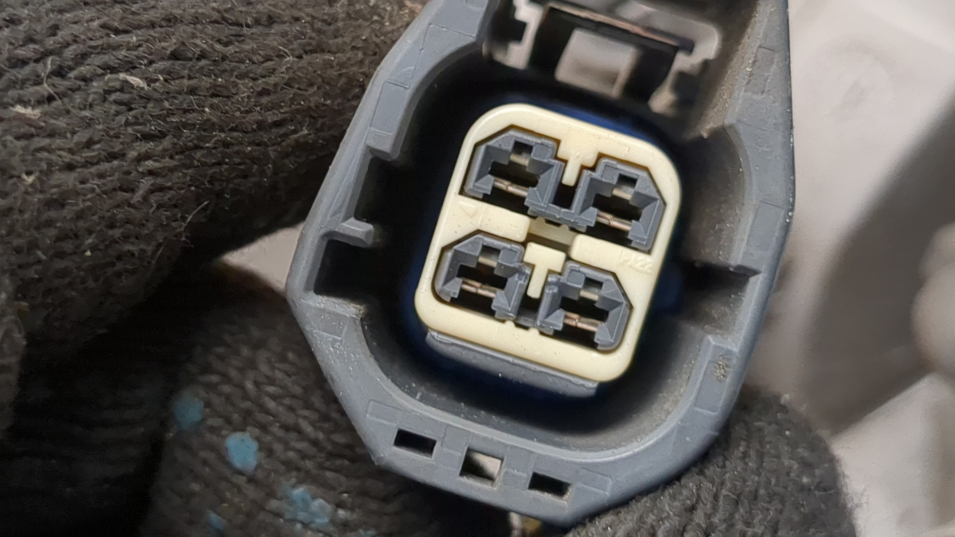 Фонарь задний правый