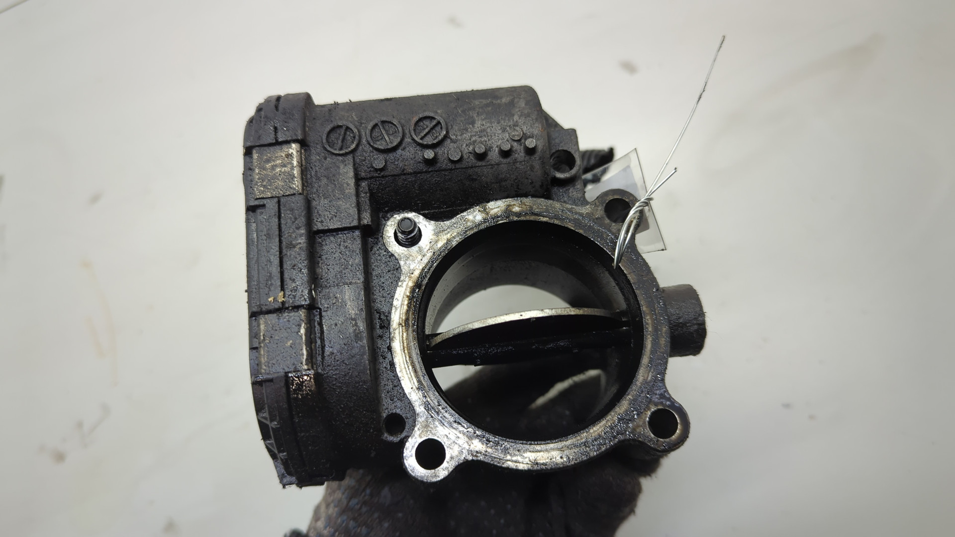 Заслонка дроссельная электрическая